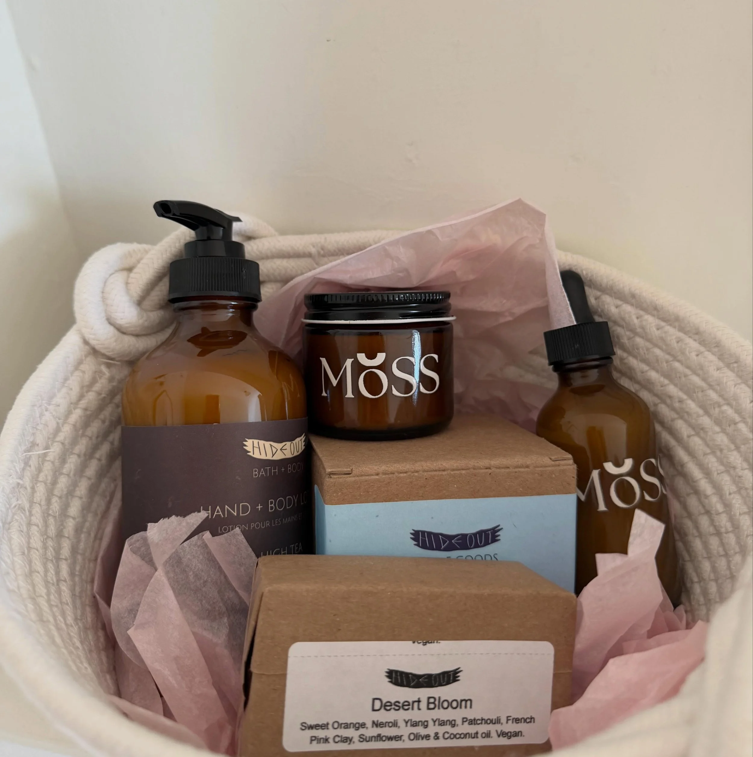 So excited to put a gift basket together with @hideoutdistro for one of our lovely clients ❤️

Please email or dm us to order your gift basket today! 
Info@mossgabriola.ca
