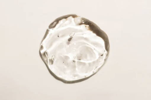 Moss Gabriolas natural hyaluronic acid serum made in Canada for deep hydration. Find out why hyaluronic acid is the best moisturizer