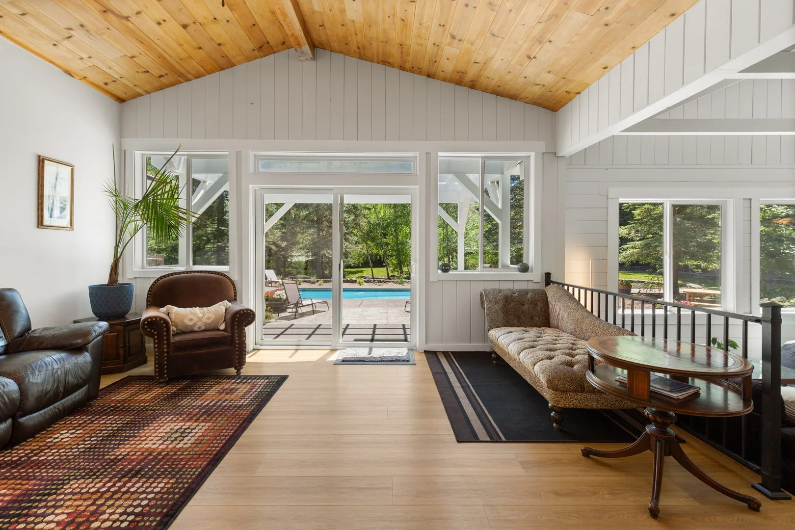 Lodge Living Room2.JPG