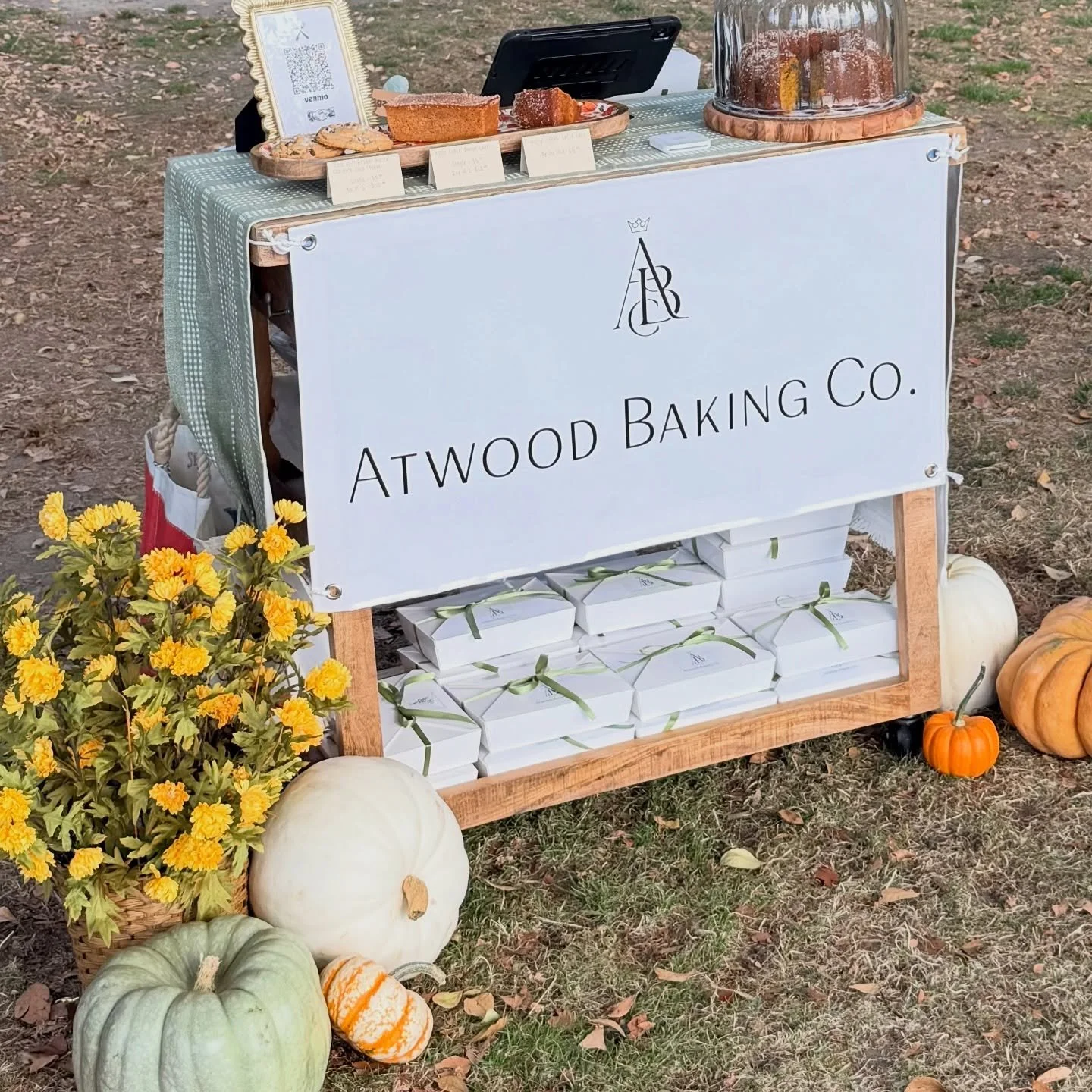 This weekend was a hit. Seattle devoured the Pumpkin Spice Latte Cake by the slice. This cake is available to order in multiple sizes on my website for a limited time! First time customers get 15% off. Happy fall!
