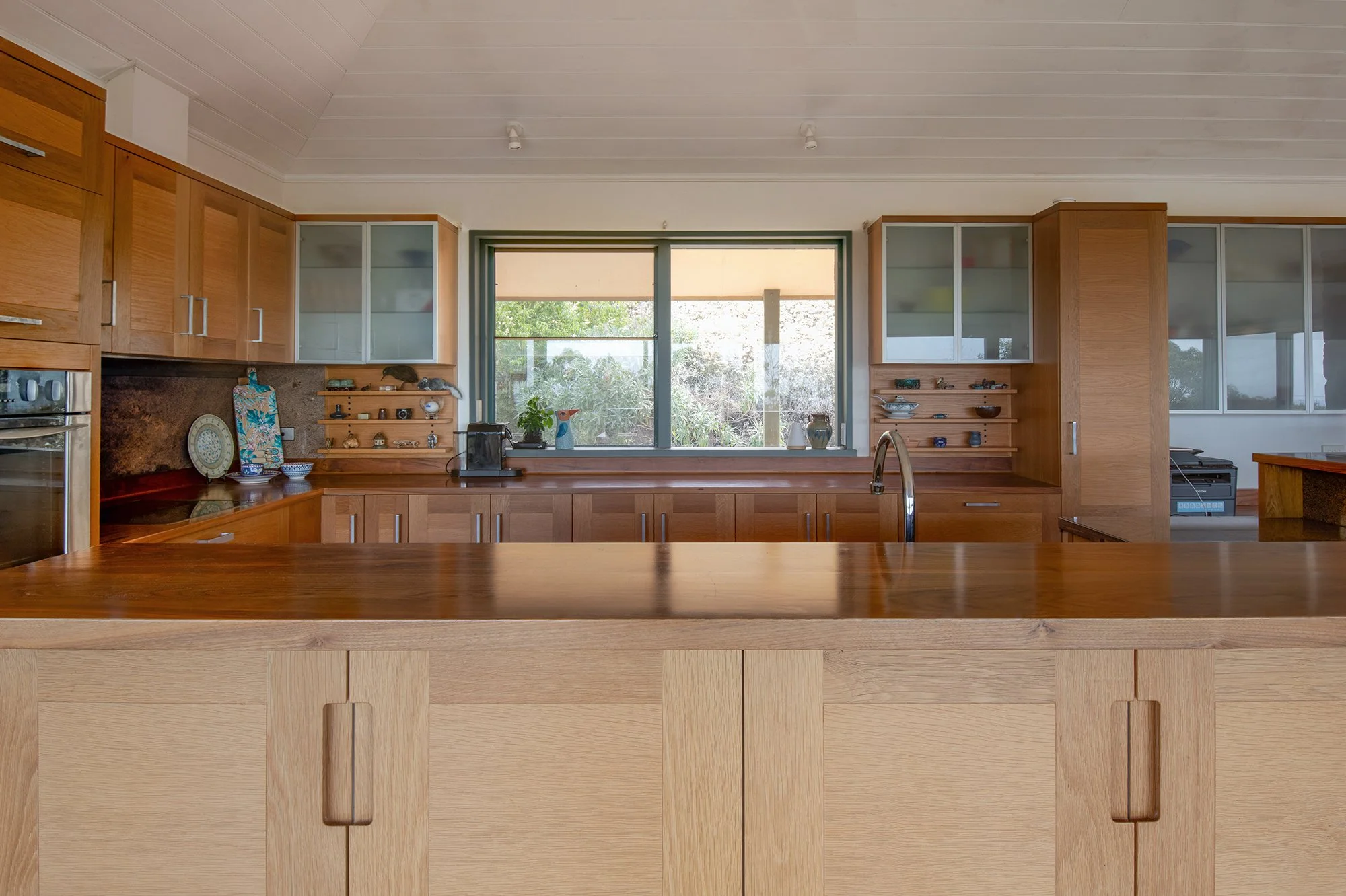 852_0143-Edit copylr.jpg