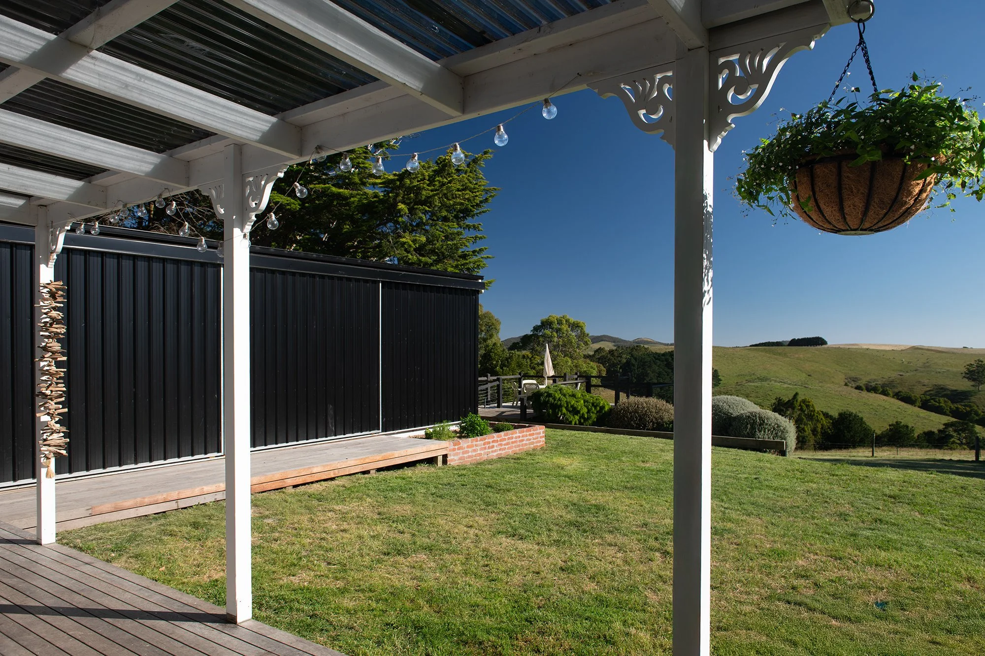 Backyard_Real_Estate_0067-Edit copylr.jpg