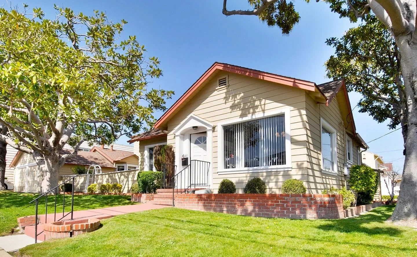 Joey Oliva Real Estate