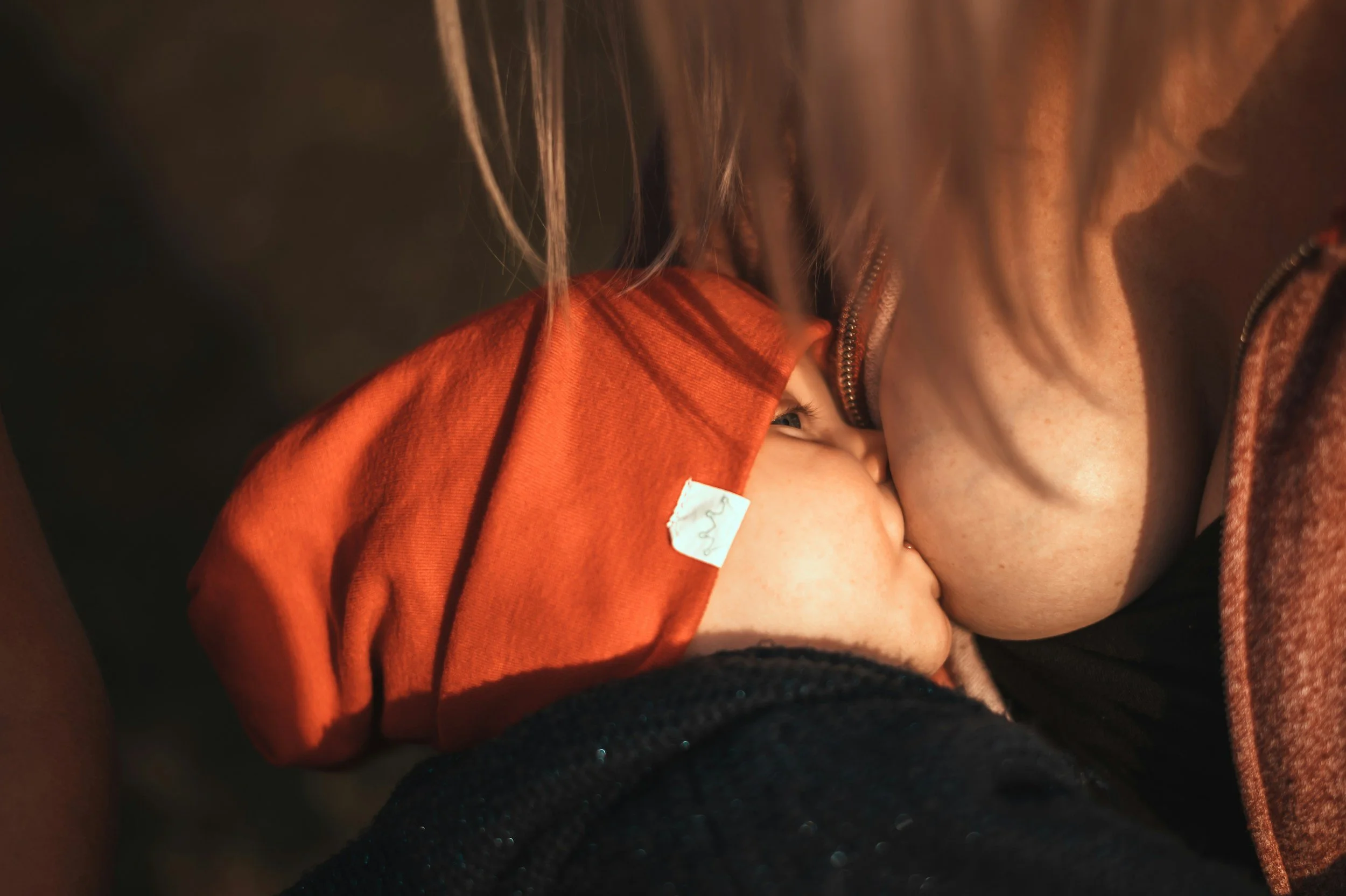 Breastfeeding challenges, clogged and blocked ducts, mastitis prevention