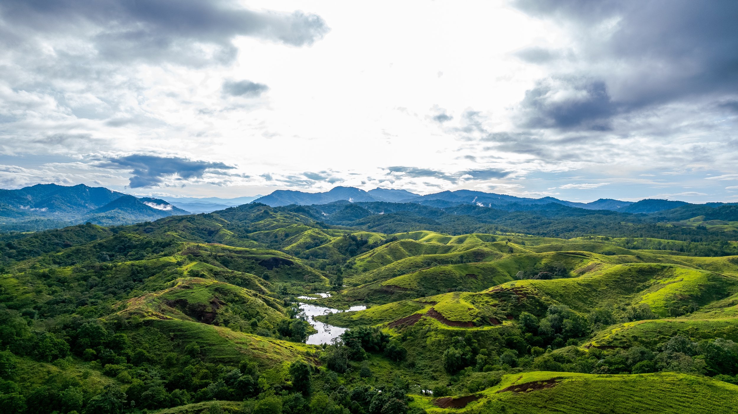Green mountains in papua new guinea