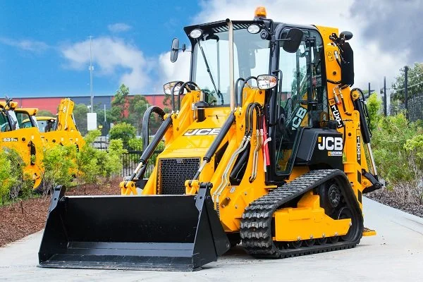 3-Tonne-Small-Backhoe-Excavator-1CXT-Compact-Track-Backhoe-Loader.jpg