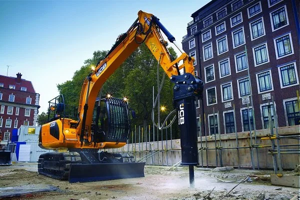 JS130-13-Tonne-Excavator-3.jpg