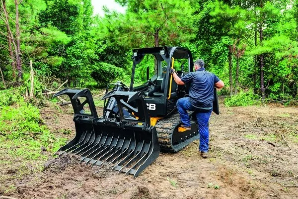 270T-Compact-Track-Loader.jpg