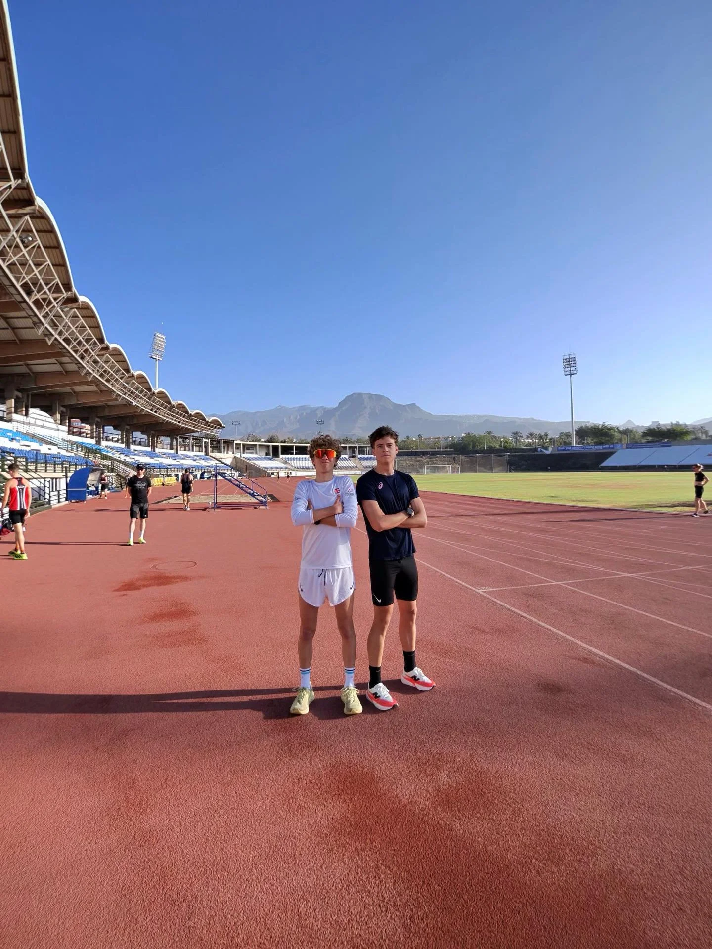 Race Week ⚡️

First race of the season over in Quarteria 🇵🇹 for @tom.mythen and @olliehayward18 . 

No pressure just fun and games 💪

@james_beckinsale 

#triathlon #racing #team