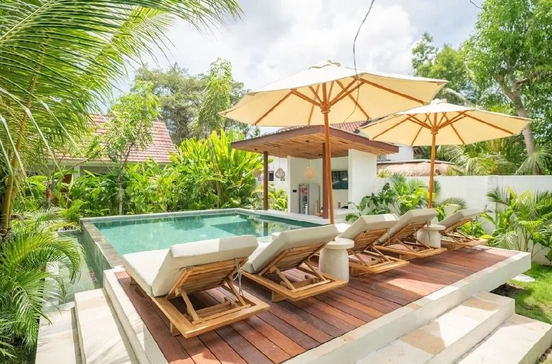 STAY WITH US 🌞🌴
Experience everything LOKA has to offer all in one place.
Stay at Loka Village, fuel up at Loka Cafe, and train + recover at Loka Gym &amp; Recovery.
Your space to move and reset your body and mind. 

✨ Direct bookings: info@loka-lo