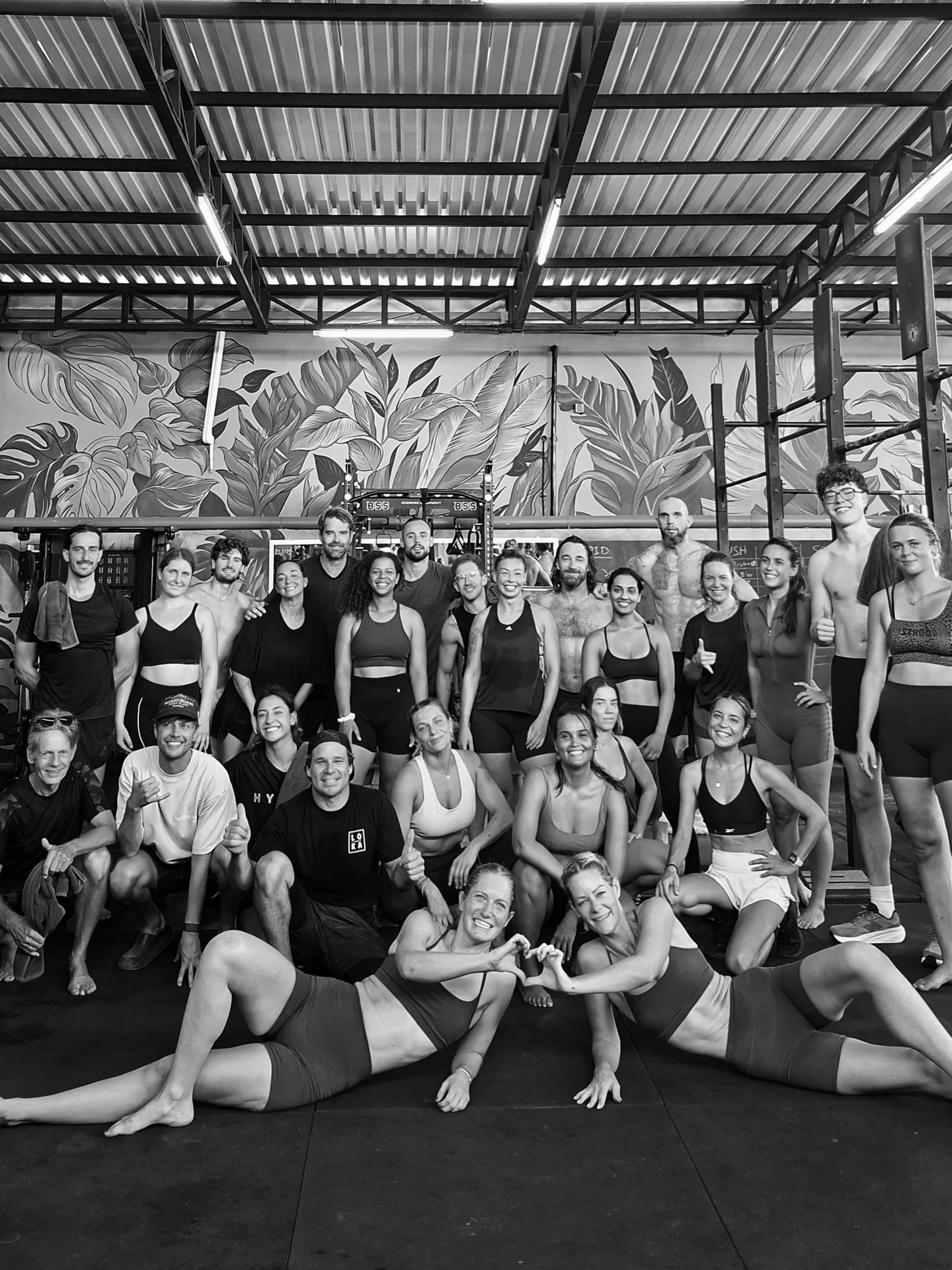 It's all about that community feel 💪🏼🩶 wanting to meet new people? Our group classes are just for you! 🙌🏼