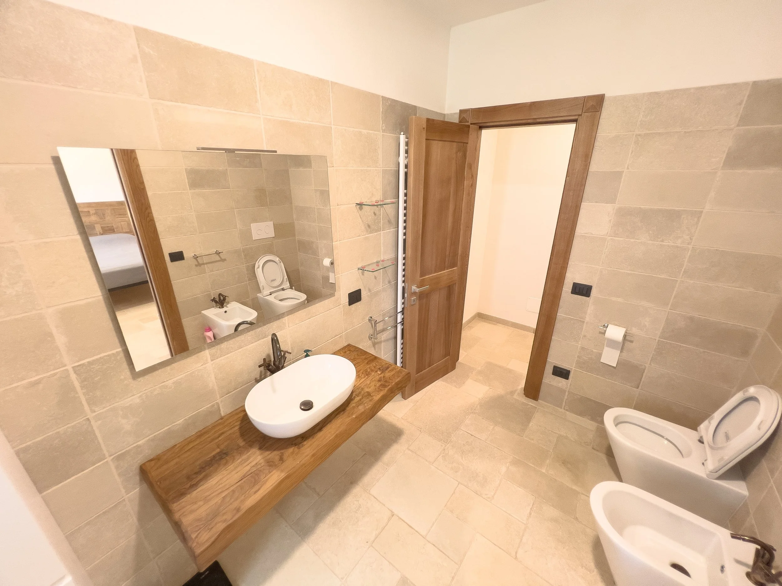 Apparentment 1 - Toliet 02.jpg