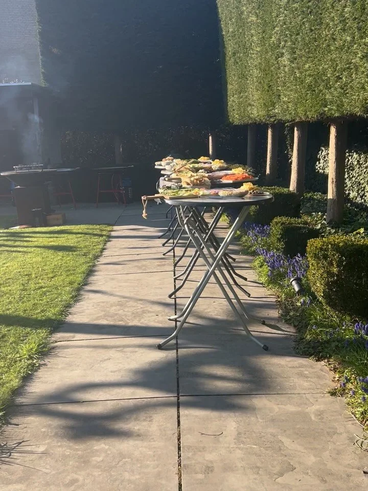 🎉 Celebrating special moments with a taste of Spain In the Netherlands!🇪🇸

At Paella aan huis, we love bringing the authentic experience of tapas and paella straight to your home.

This was our setup and tapas &amp; paella buffet for Mart&iacute;n