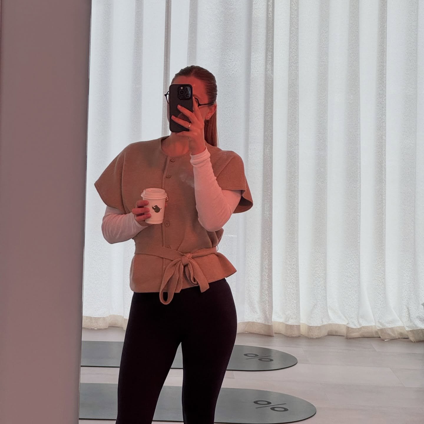 Taking this week to enhance the smaller moments in my day to day🧡

&bull; Infrared &amp; coffee @thecrowesnestcafe 
&bull; Surprise Matcha for the Matcha Queen @amberpaxtonpilates 🍵 
&bull; New book 📖 
&bull; Flowers from gorgeous people🌷 
&bull;