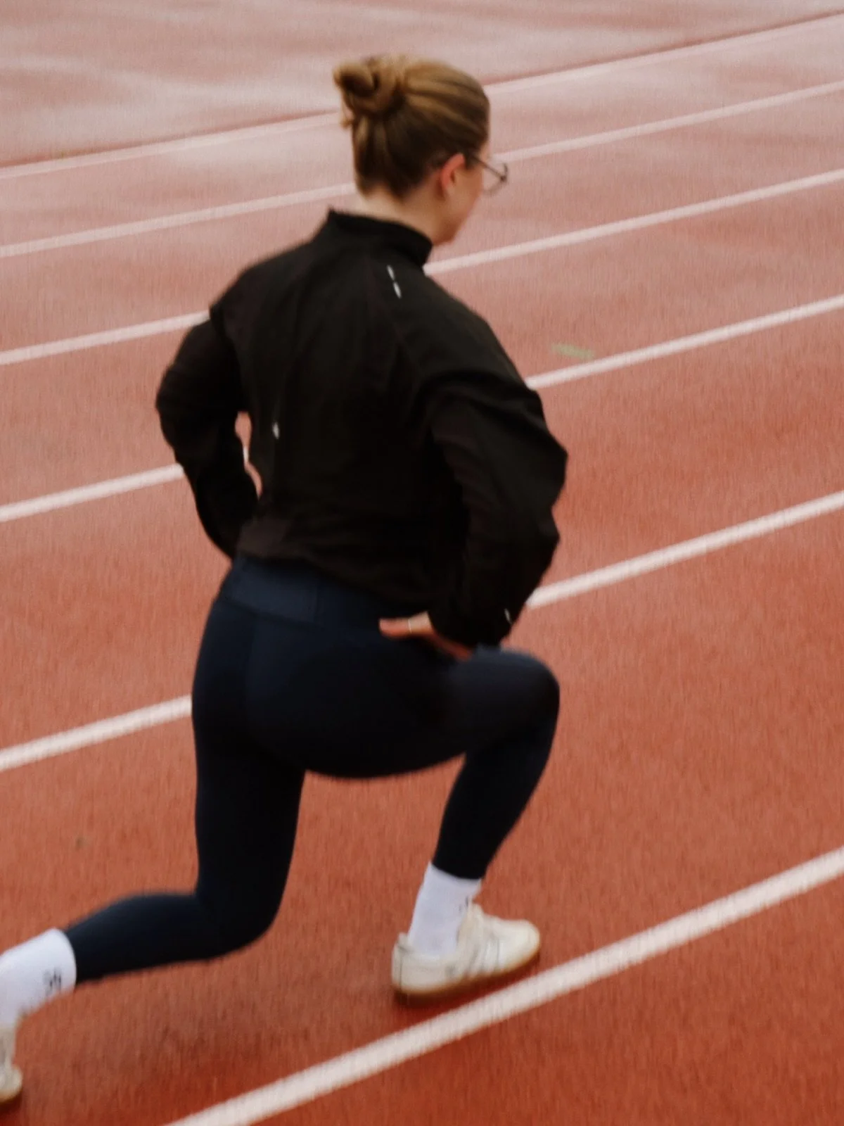 Sport Performance right around the corner &amp; I can&rsquo;t WAIT! April 19th 
Bring your Mat, wear your running trainers. Get ready for the best energy 🧡 can&rsquo;t wait to move with you all!! 

11am @alertacoffee 5k run with @fitnesswithkt @leyt