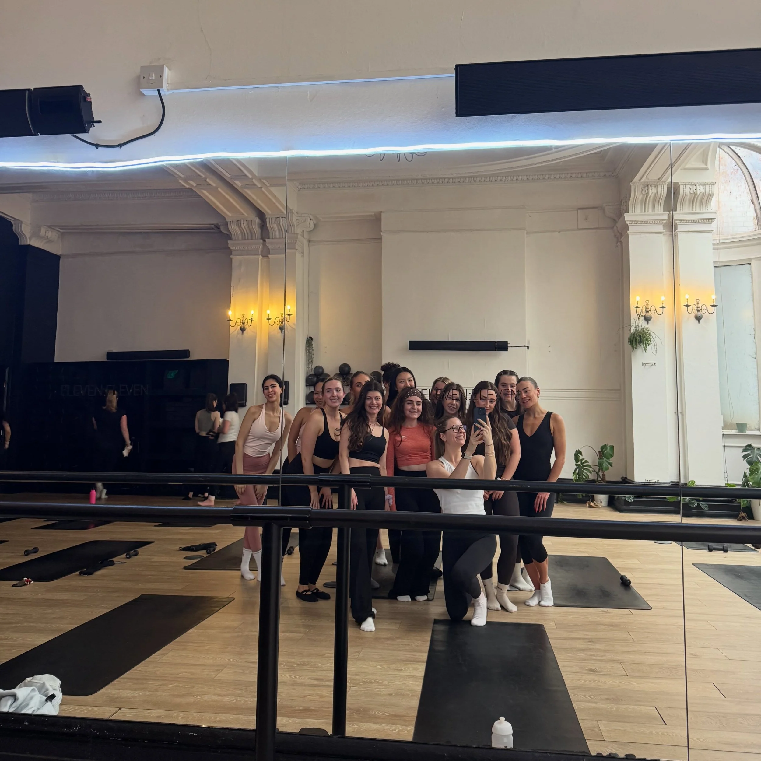 Thursday&rsquo;s 17:30 Pilates Sculpt❤️&zwj;🔥

#pilates #pilatessculpt #matpilates