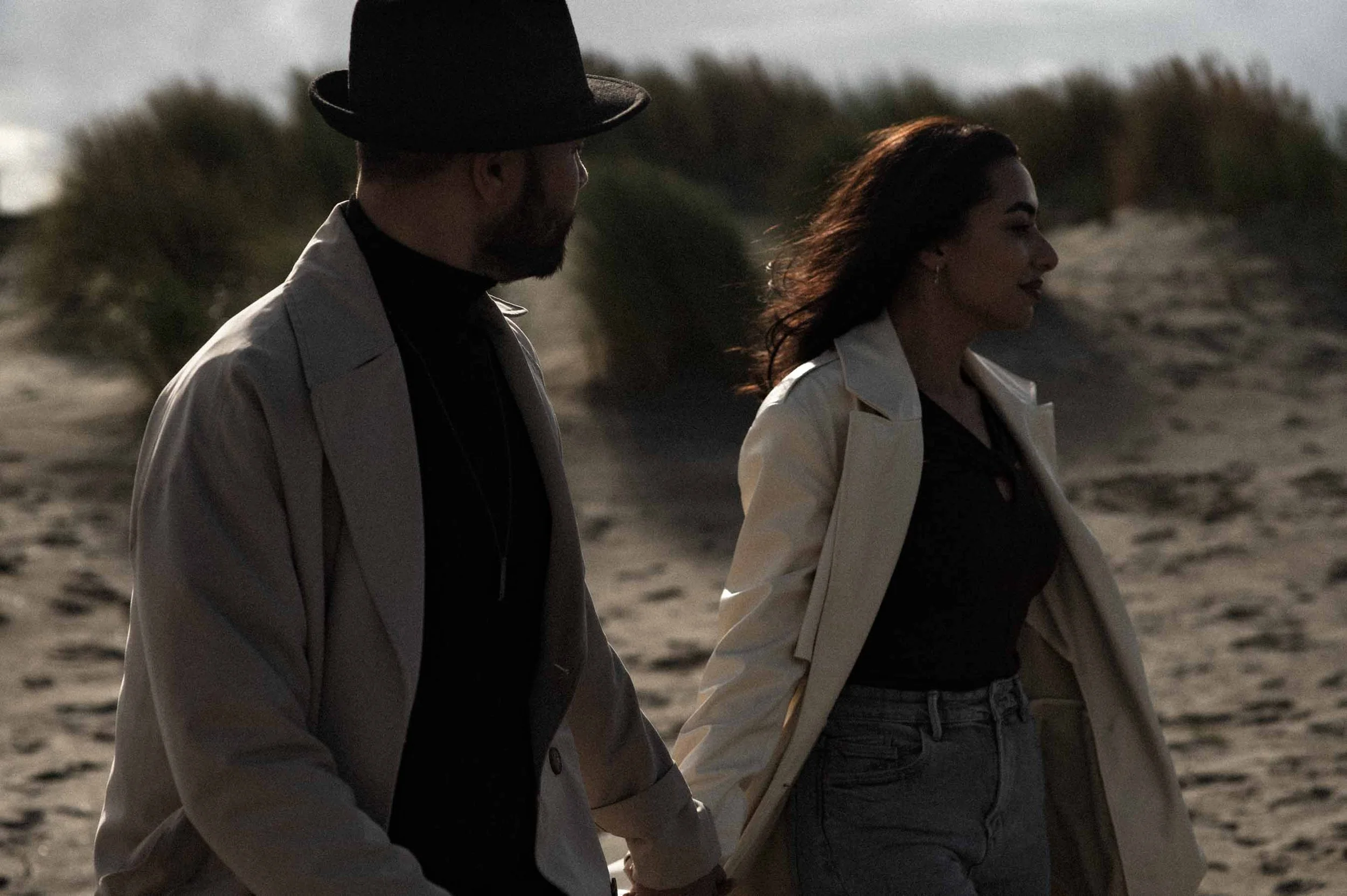 Koppel shoot op het strand-12.jpg
