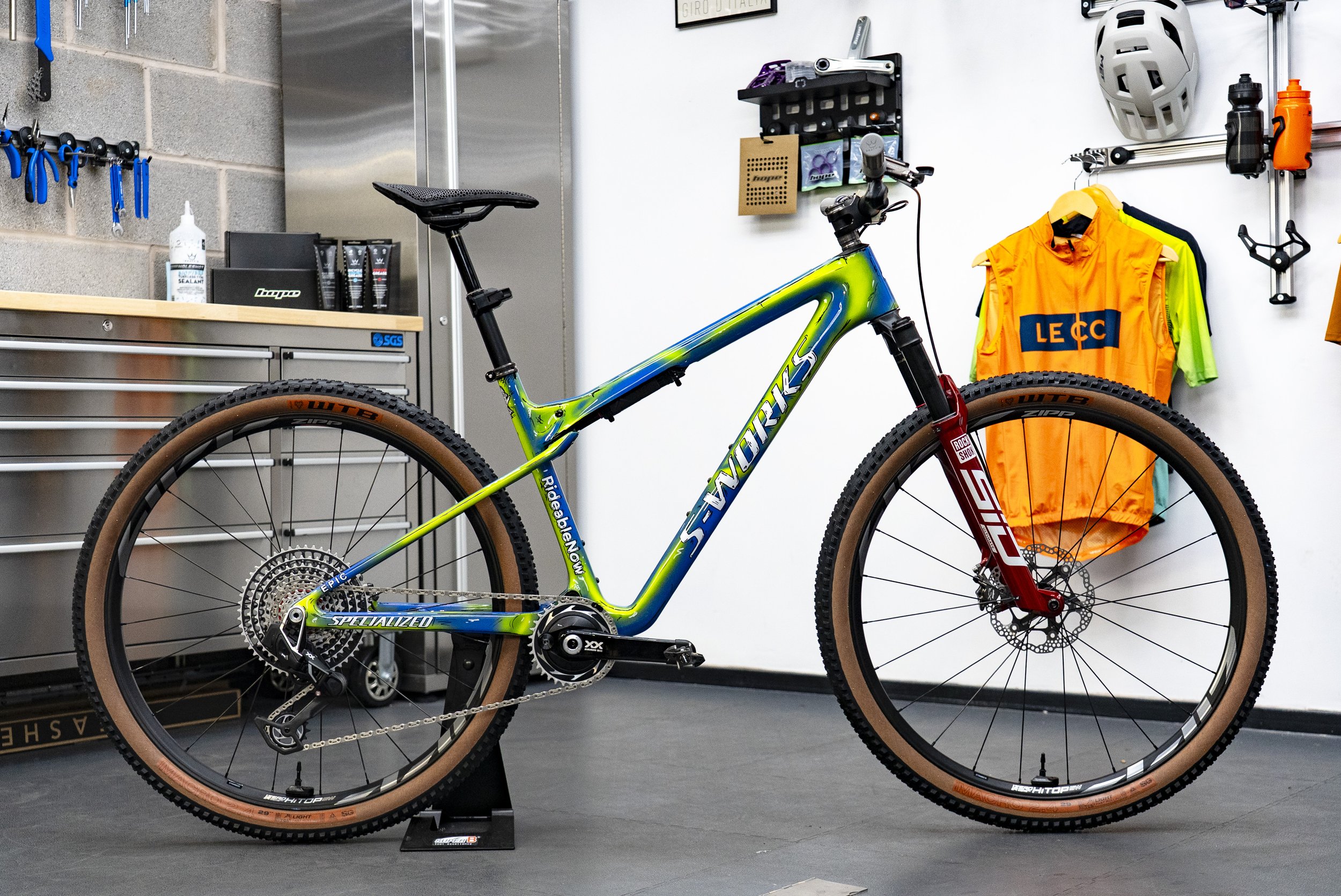 Winner 2 specialized