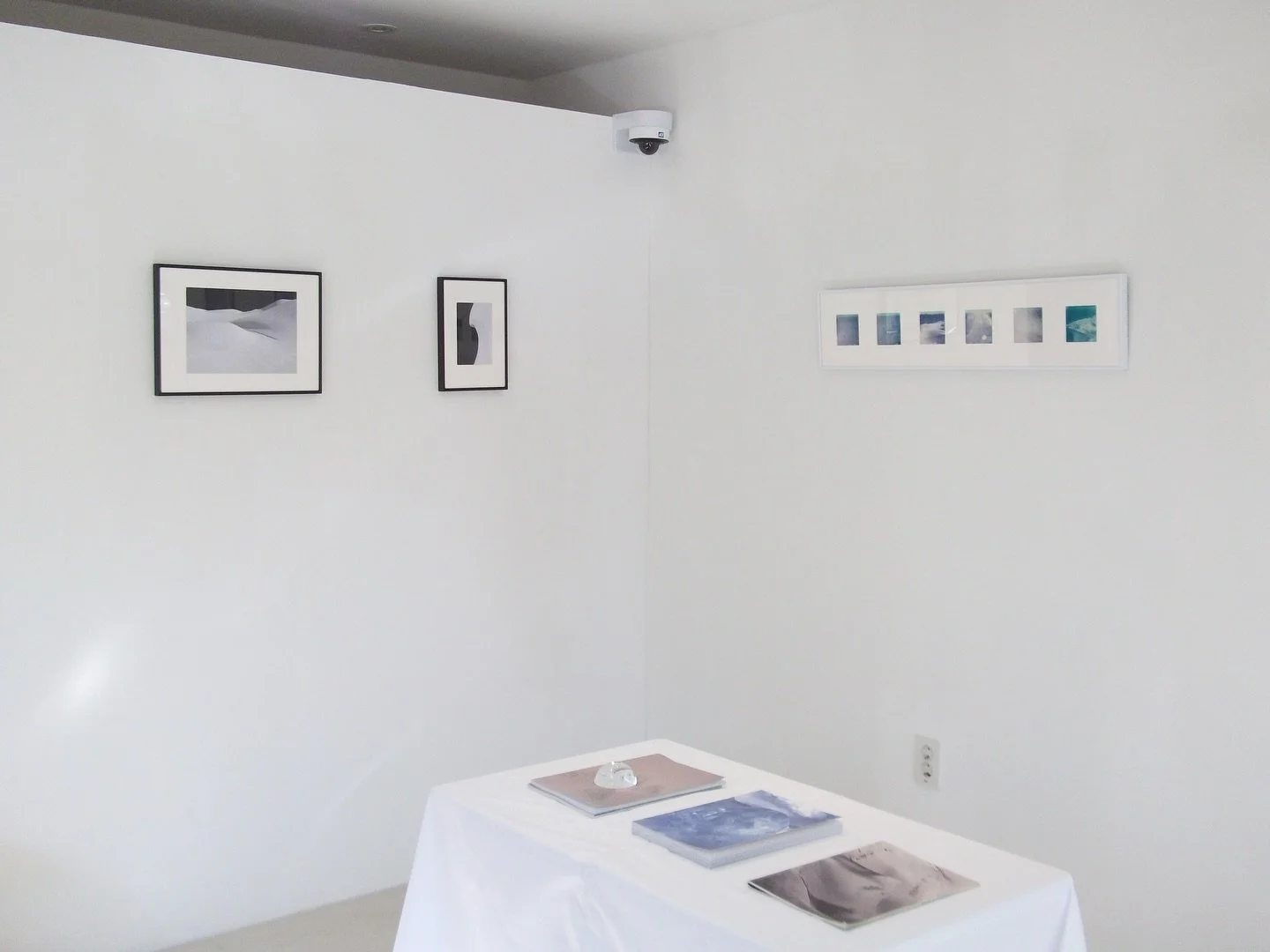 전시 종료 알림 ִׄ˚ &bull; 𖥔 ࣪˖ ₊  방문해주신 모든 분들께 감사의 말씀 드립니다.

&laquo;&nbsp;Chasing the Vanish : 사라지는 반짝임에 대하여&nbsp;&raquo;
김사하 개인전
2026.01.24 - 02.08 (13:00-20:00) 수 휴무
서울시 용산구 이촌로 29길 33 포르테서울
@galleryforteseoul

포르테서울의 세 번째 전시, ≪Chasing the Vanish : 사라지는