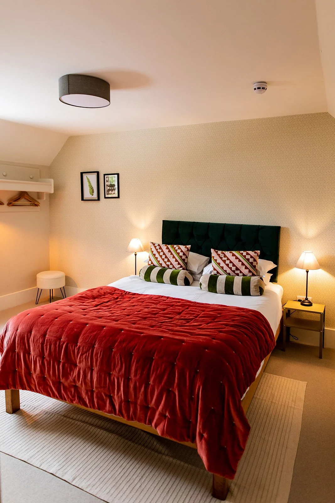 rooms2.jpg