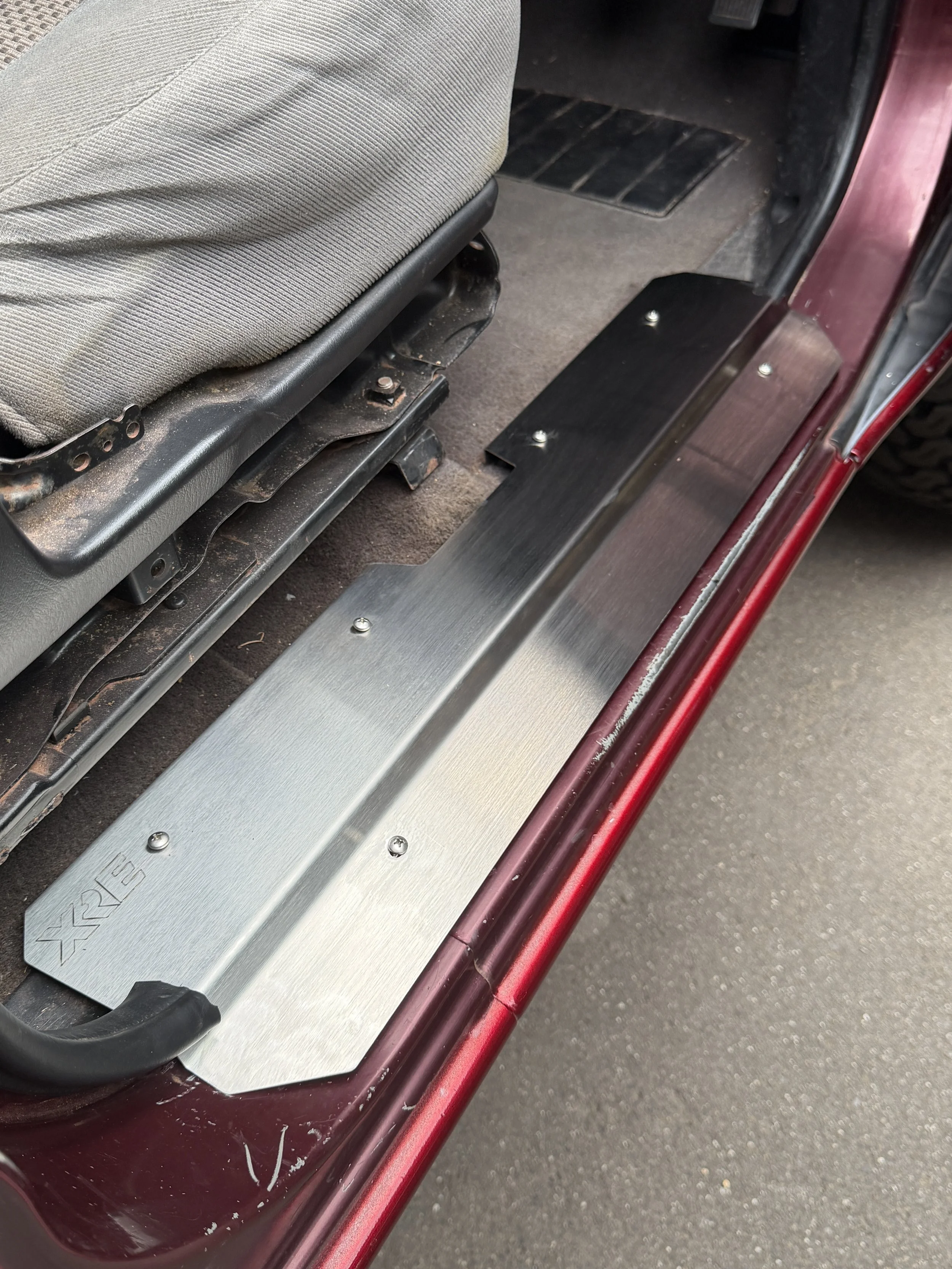 XRE STAINLESS SILL PANELS SUIT GU PATROL