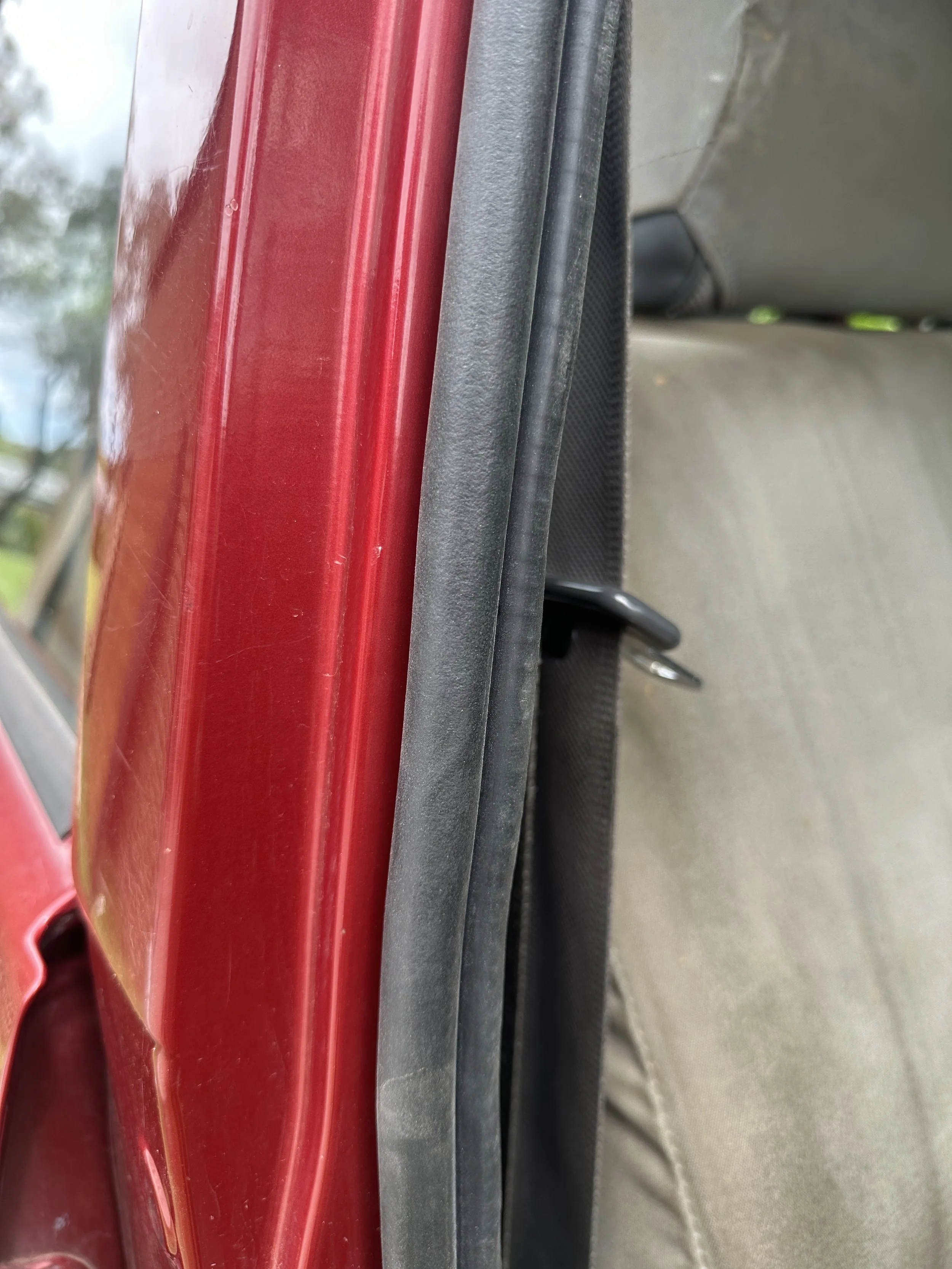 XRE GQ PATROL DOOR SEAL UPGRADE