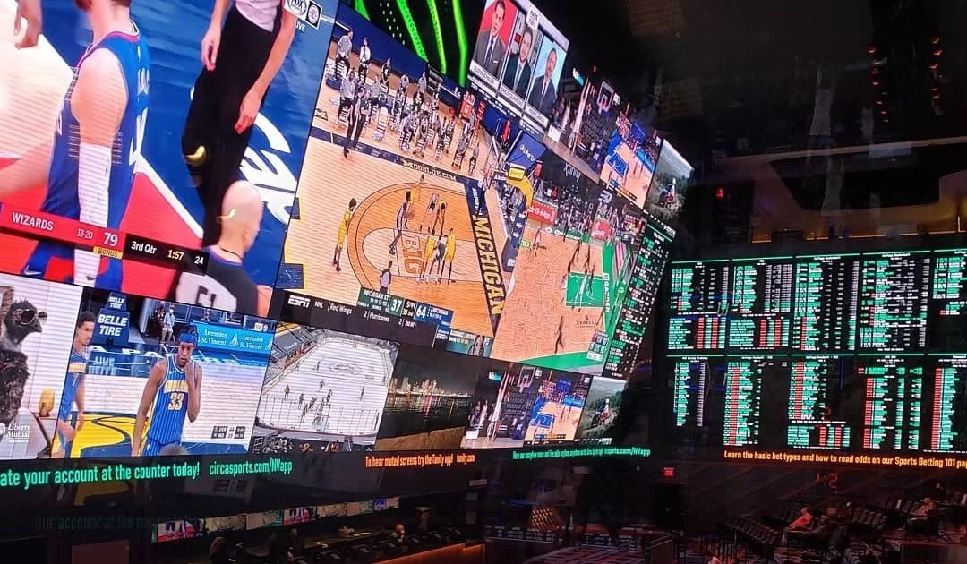 Week 4 College Football Betting Picks: Florida-Miami, Michigan-Nebraska + more