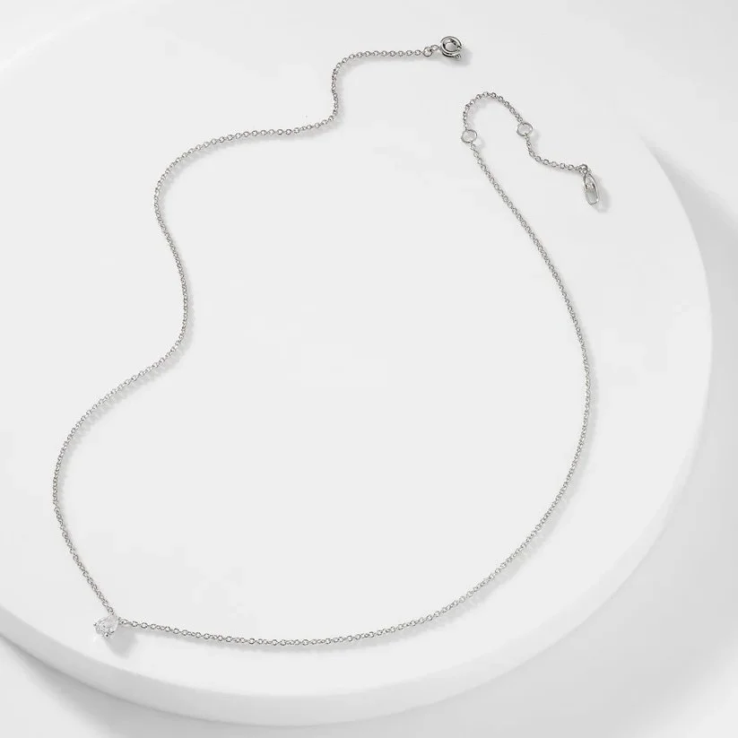 NADRI MODERN LOVE PEAR NECKLACE SILVER