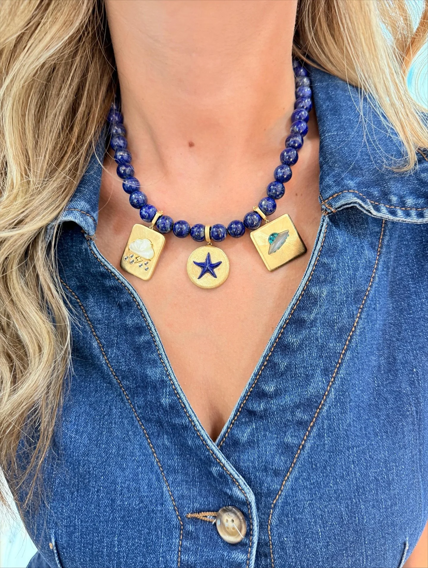 Nothing like some Toonz &amp; Maison H to complete your look 💯 

📲 DM to shop these beauties 💎 

@toonzbyaysh @maisonhjewels