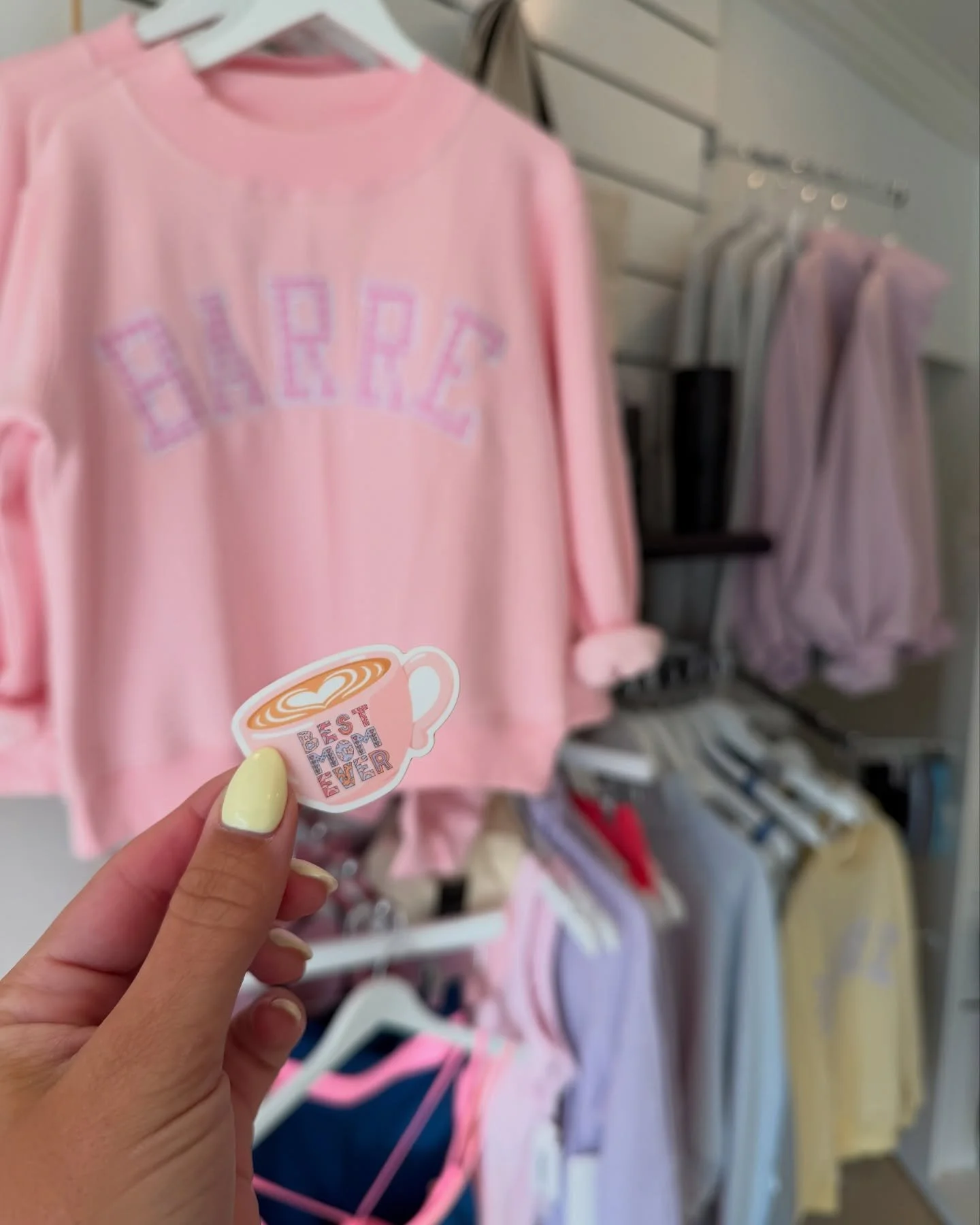 @purebarregrossepointe with the cutest mini stickers showing the moms just how loved they are 🫶🏽🩷