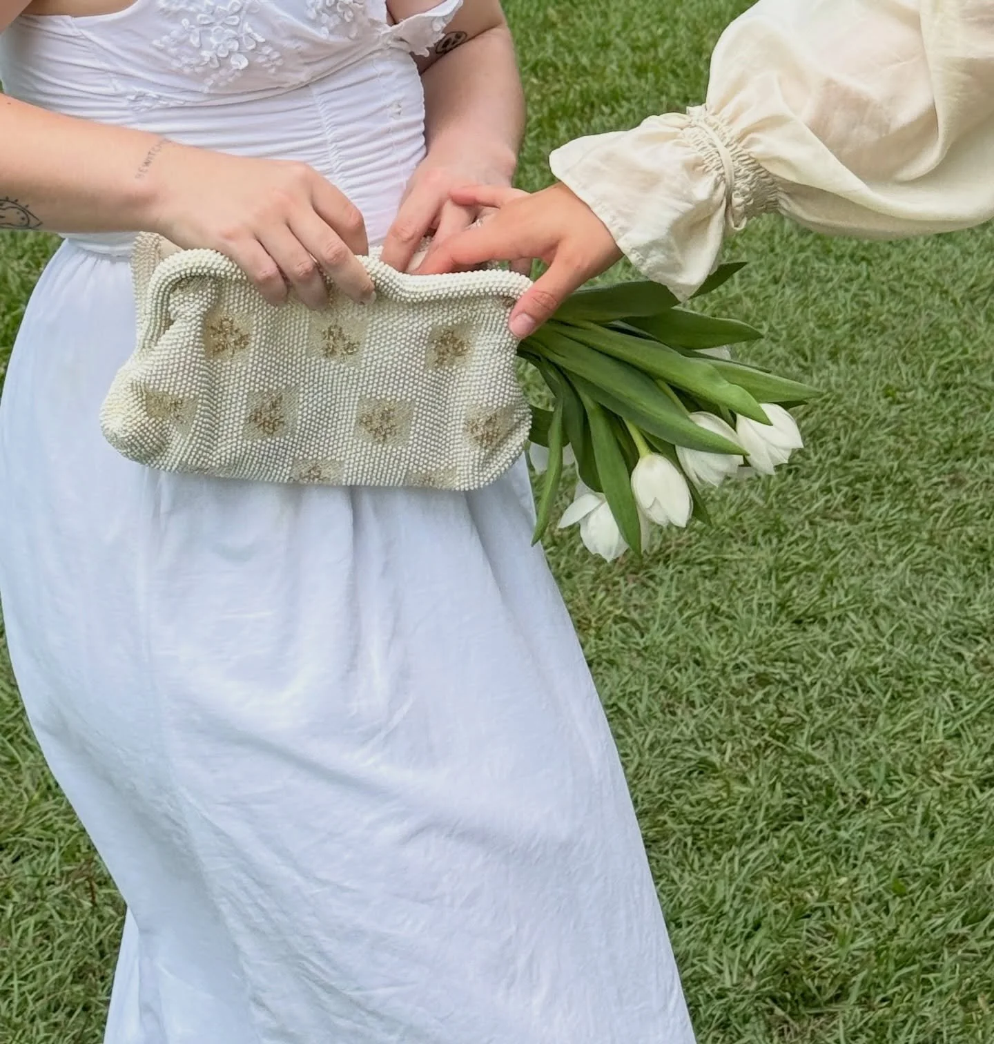 A small collection within the collection.💄

This vintage Petite-Bead set carries the romance of detail. Delicate hand-applied beading forming soft florals across each piece. Designed to be held close, these clutches feel deeply personal&hellip; comp