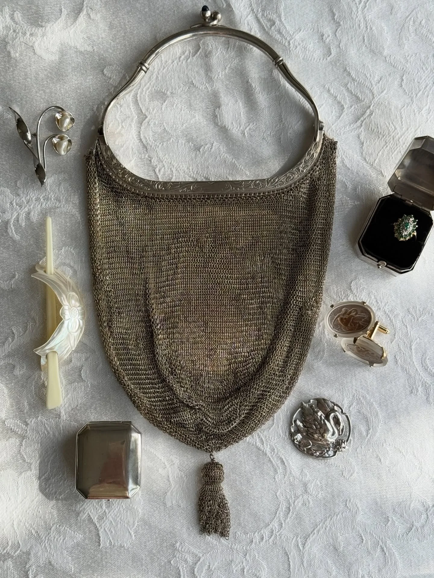 So grateful to have had the opportunity to collaborate with @1208vintage on this collection. It felt almost inevitable! Studying bridal objects has been such a special experience. Each piece felt like a small window into the rituals that surround lov