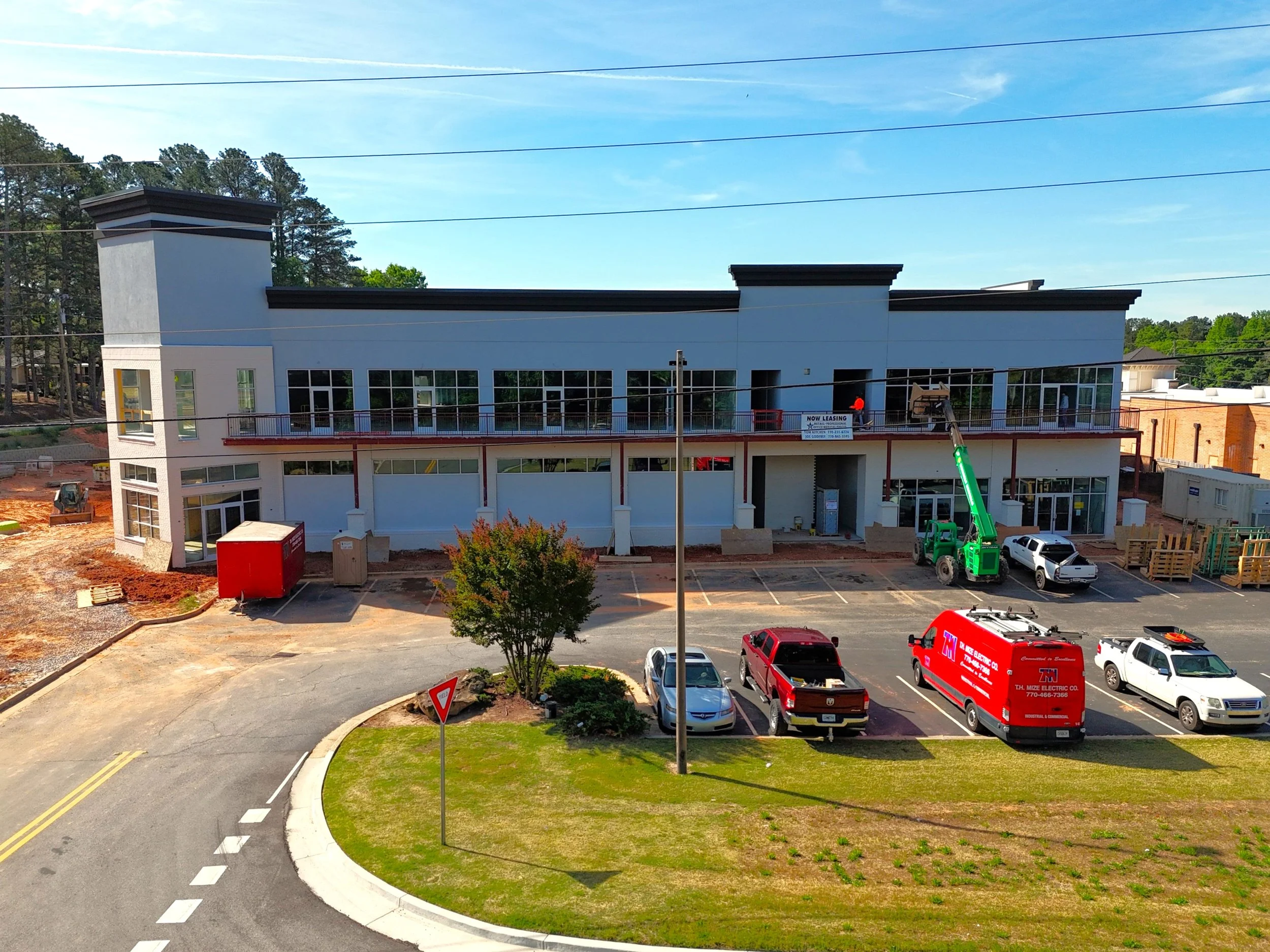  FOR LEASE | Braselton Walk | Retail & Medical Office  
 94 New Cut Road, Bldg 2000, Braselton, GA 


