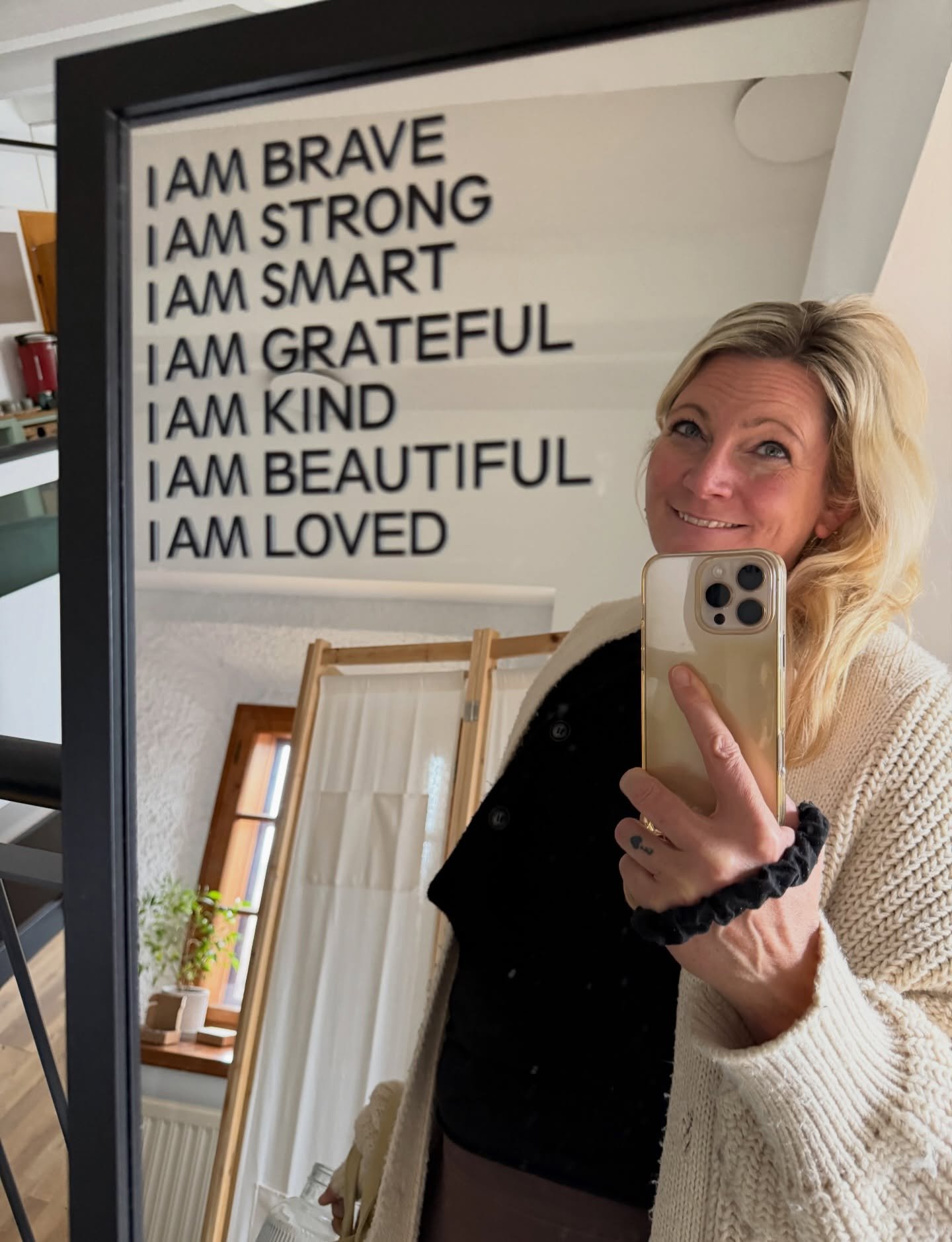 🔥 Feuerpferd 🌑 Neumond 🪐 Wechselnde Planeten
🌿 Fastenzeit
Ein neuer Zyklus beginnt.

Nach dem chinesischen Kalender hat gestern das Jahr des Feuerpferdes gestartet &mdash;
ein Symbol f&uuml;r Mut, Bewegung und die Kraft, endlich loszugehen 🐎

Gl