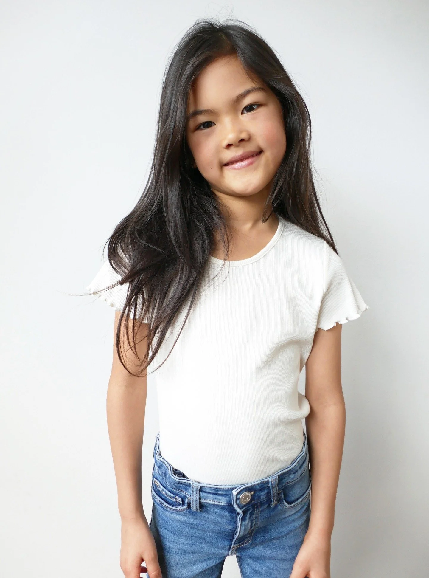 ISABELLA d&uuml;rfen wir ebenfalls bei Younger Models willkommen hei&szlig;en und sind verzaubert von ihrem tollen Look. 🌈

#isabellaonset#sedcardshooting#newpolas#kidsmodel#kindermodel#kidsincommercials#nextgenmodel#castingcall#shiningstar#readytob