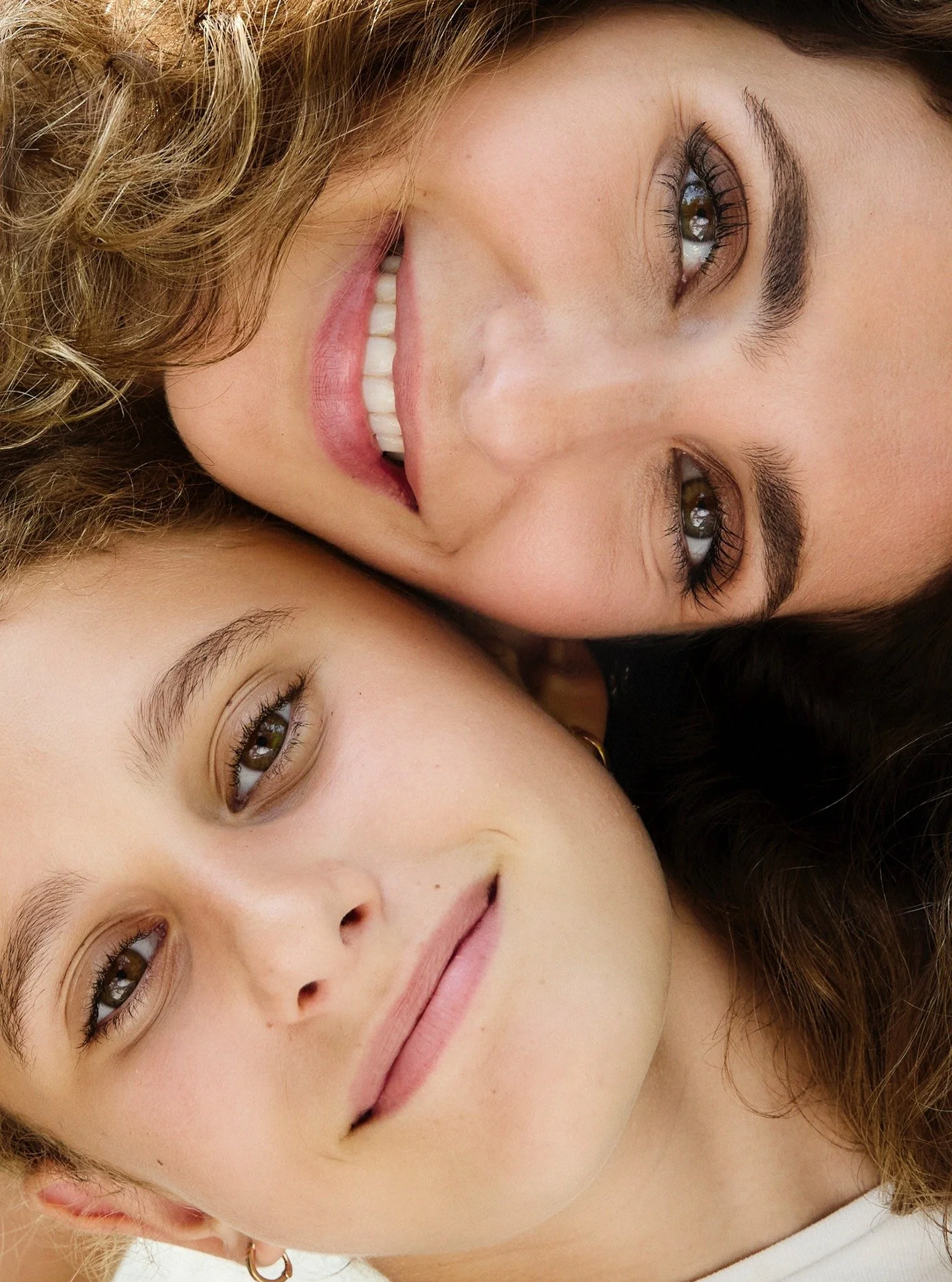 Ein besonderer Moment: LEA gemeinsam mit ihrer Mama &ndash; festgehalten von @brittaleuermann und @linagrruen 💖

Creative collective: @herspective_photographers

#leaonset#kidsmodel#kindermodel#nextgenmodel#castingcall#shiningstar#readytobebooked#yo