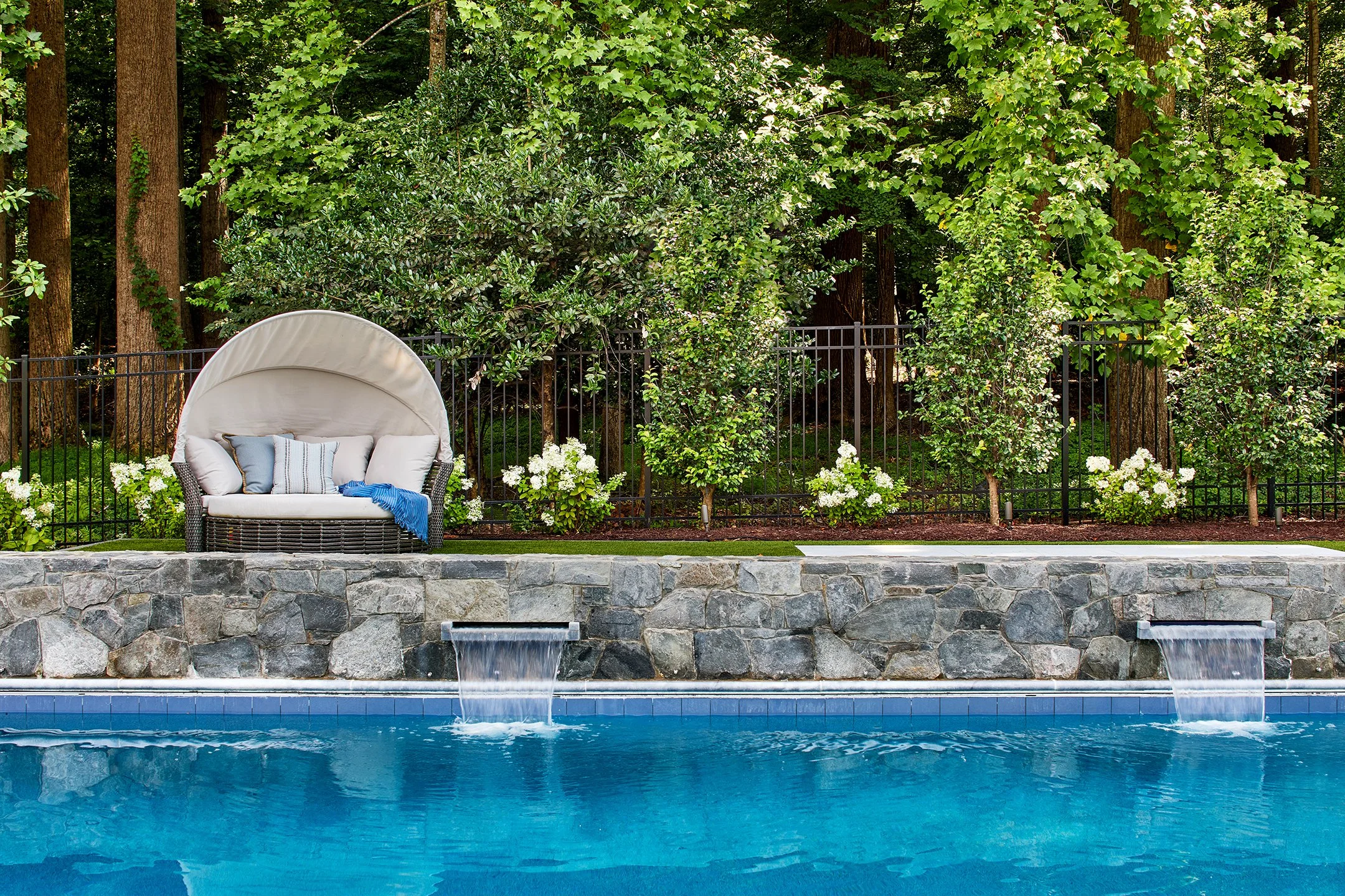 Angeline-And-Co-Virginia-Contemporary-Pool-3.jpg