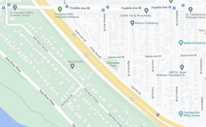 A significant minority of small businesses were located away from streetcar stops and off main roads