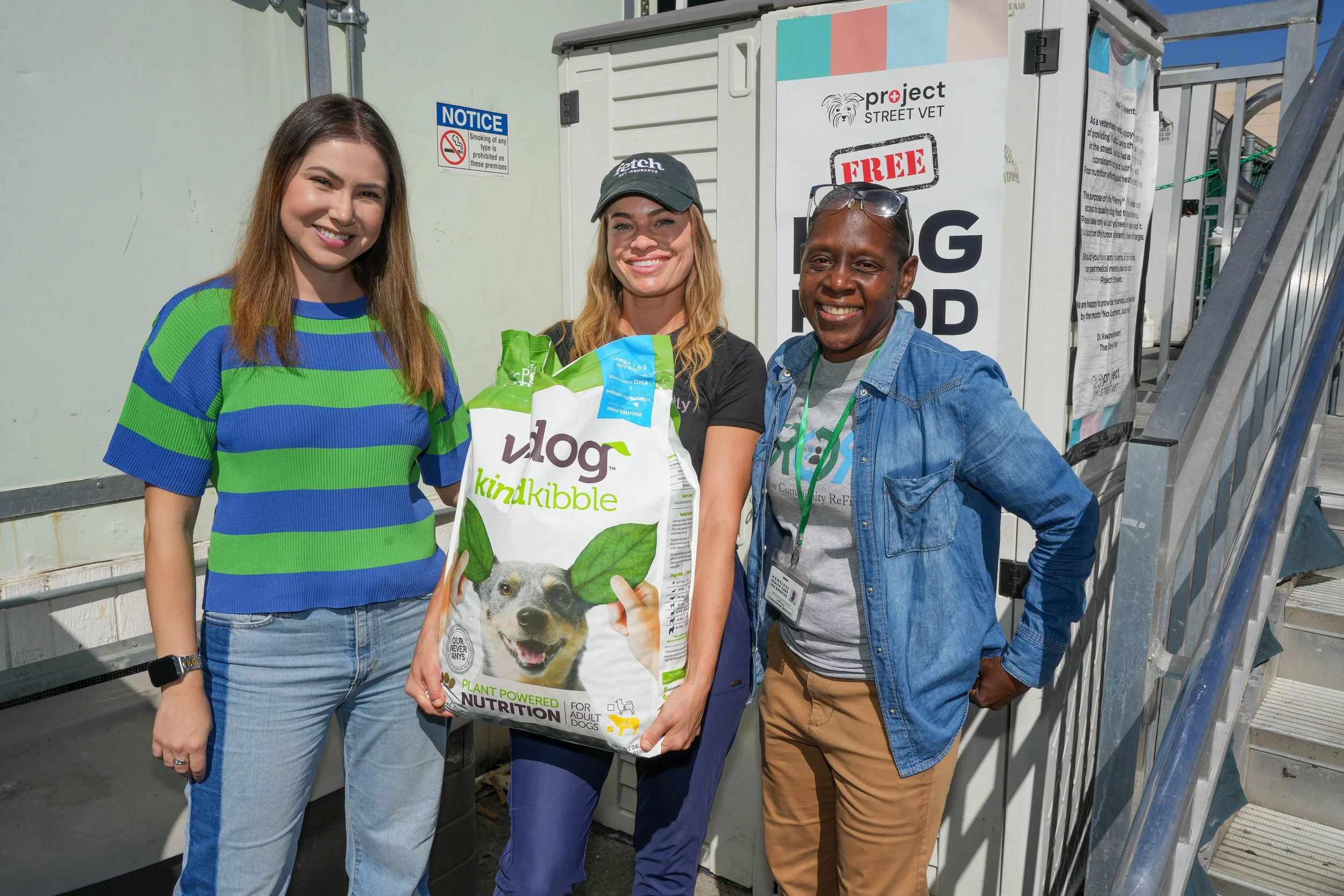 Skid Row Pantry 4-min.jpeg