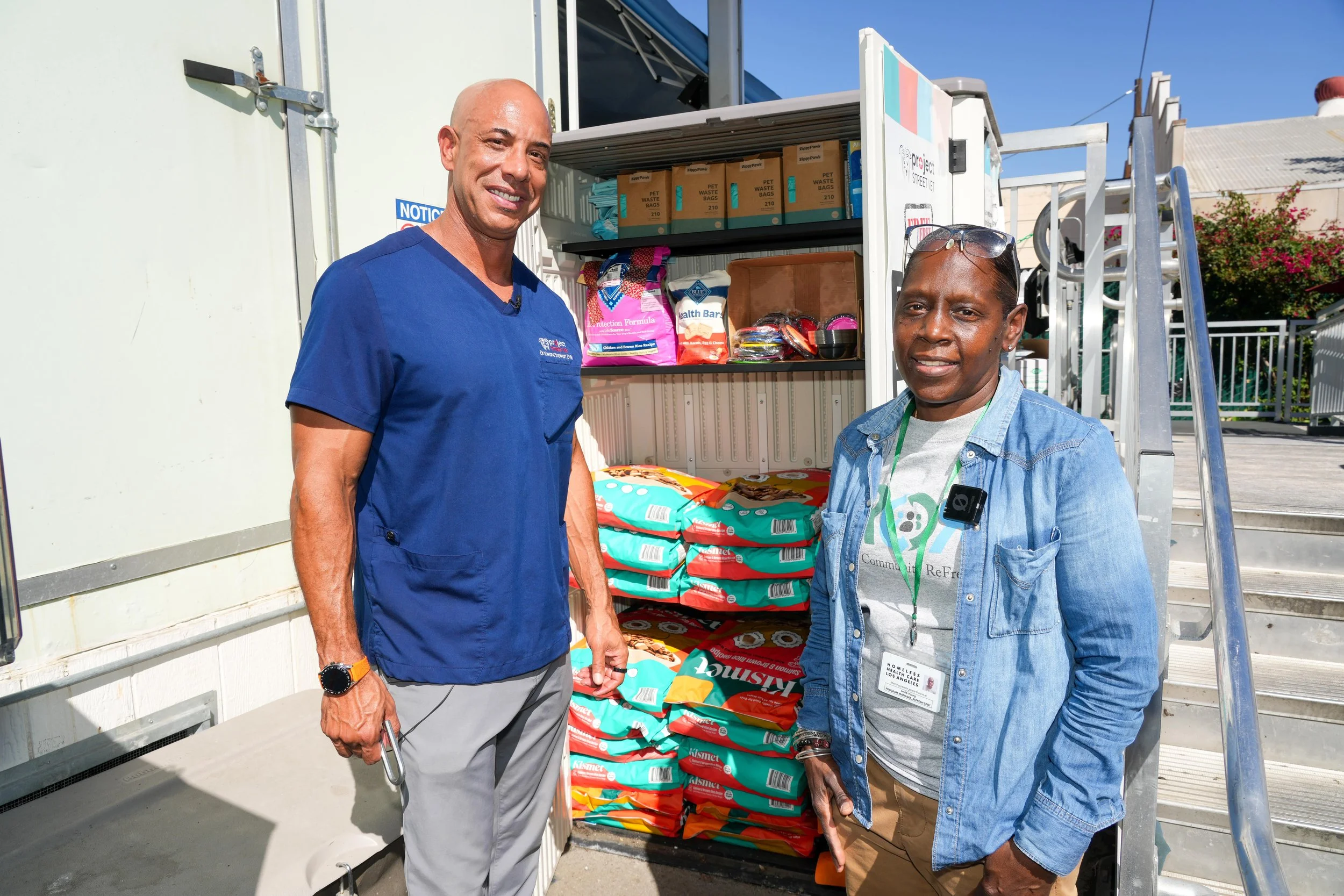 Skid Row Pantry 2-min.jpeg