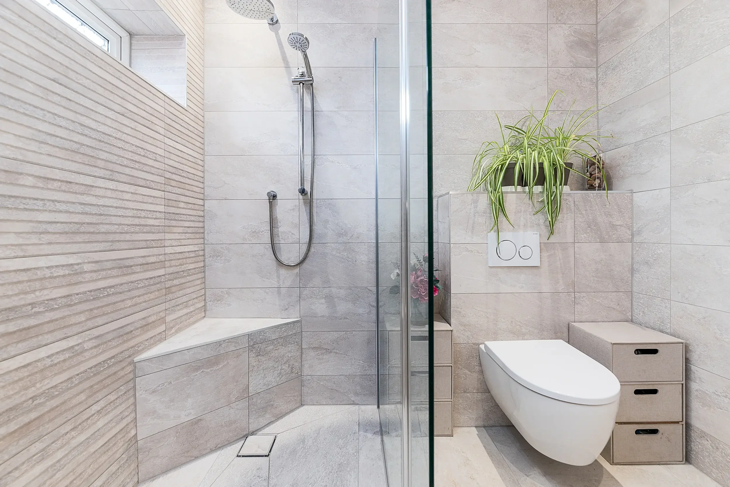 Wow Factor Wetroom 1.webp