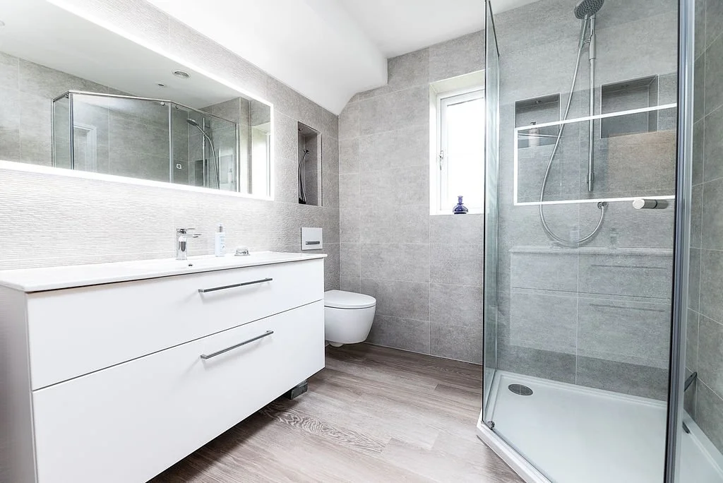 Sawy ensuite after.jpg