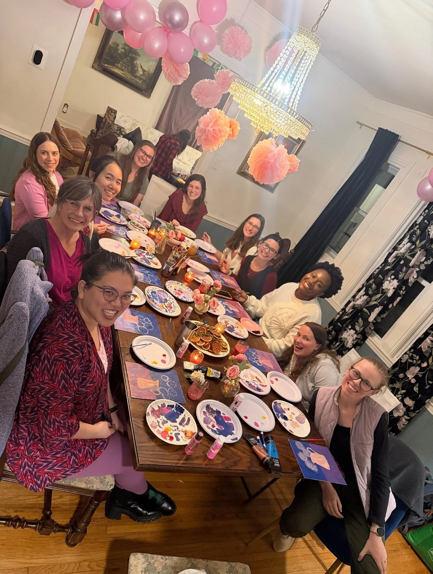 Early Galentine&rsquo;s Day paint party! 💕🎨