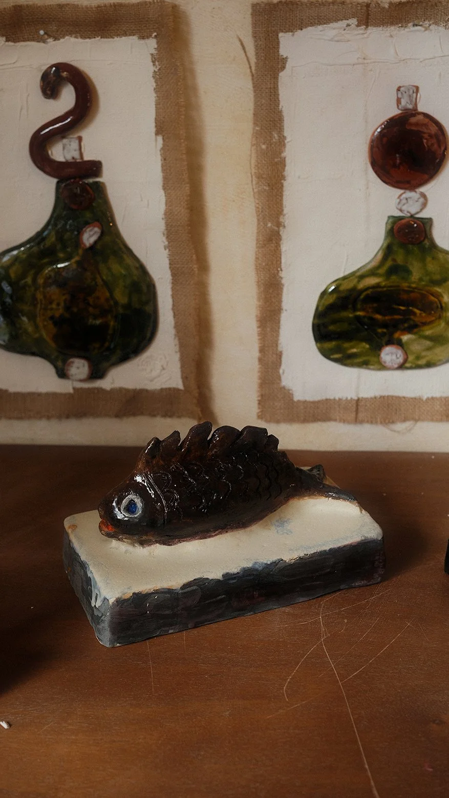 Loup chocolat
Pièce unique 2025
Format / 28 cm long x 17 large x 18 hauteur
Céramique émaillée