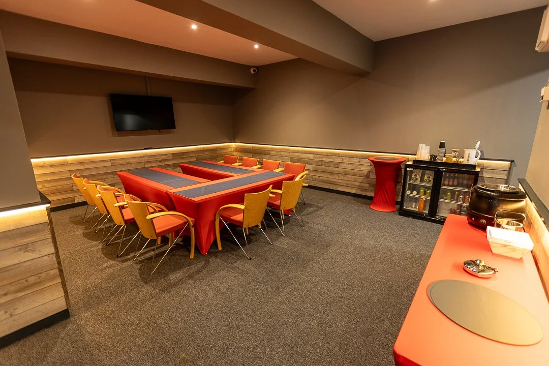 sponsors hospitality suite