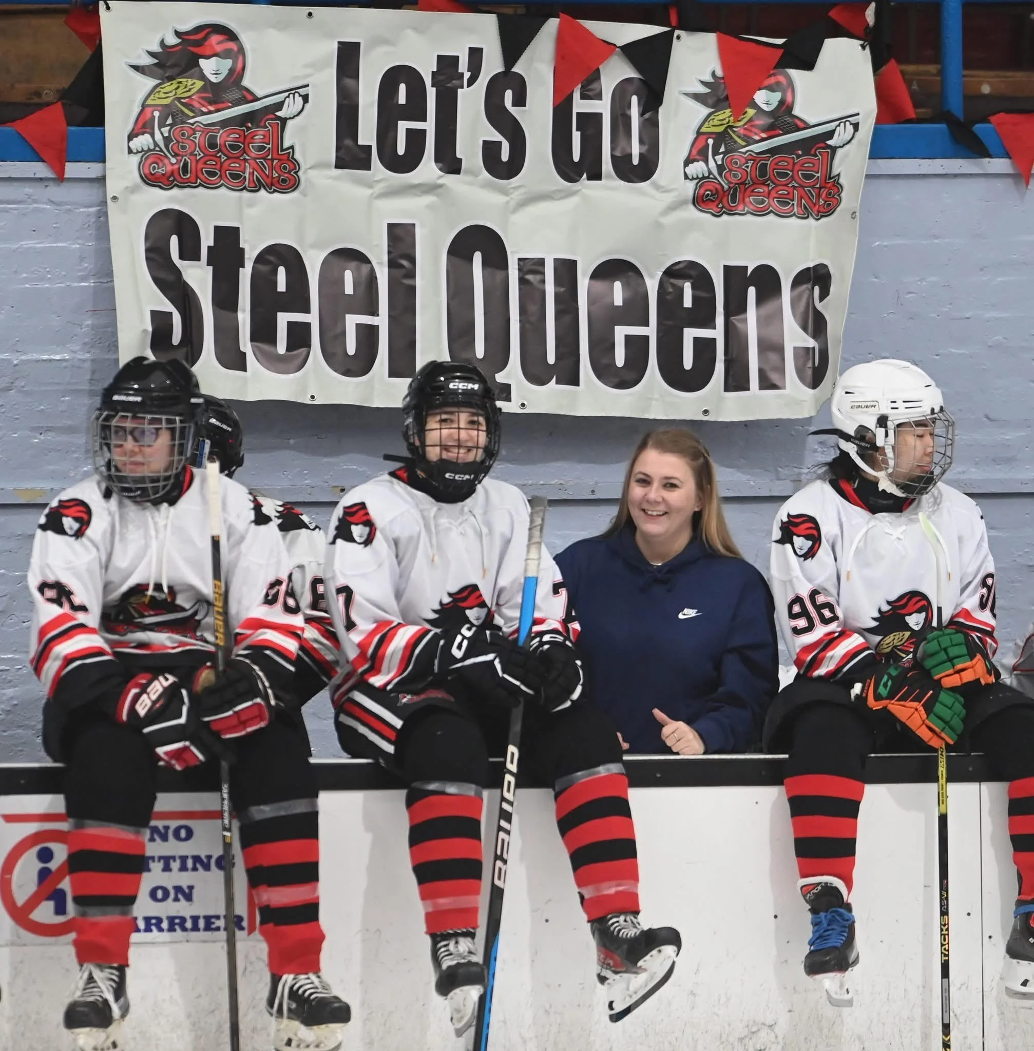 lets go steel queens banner with players