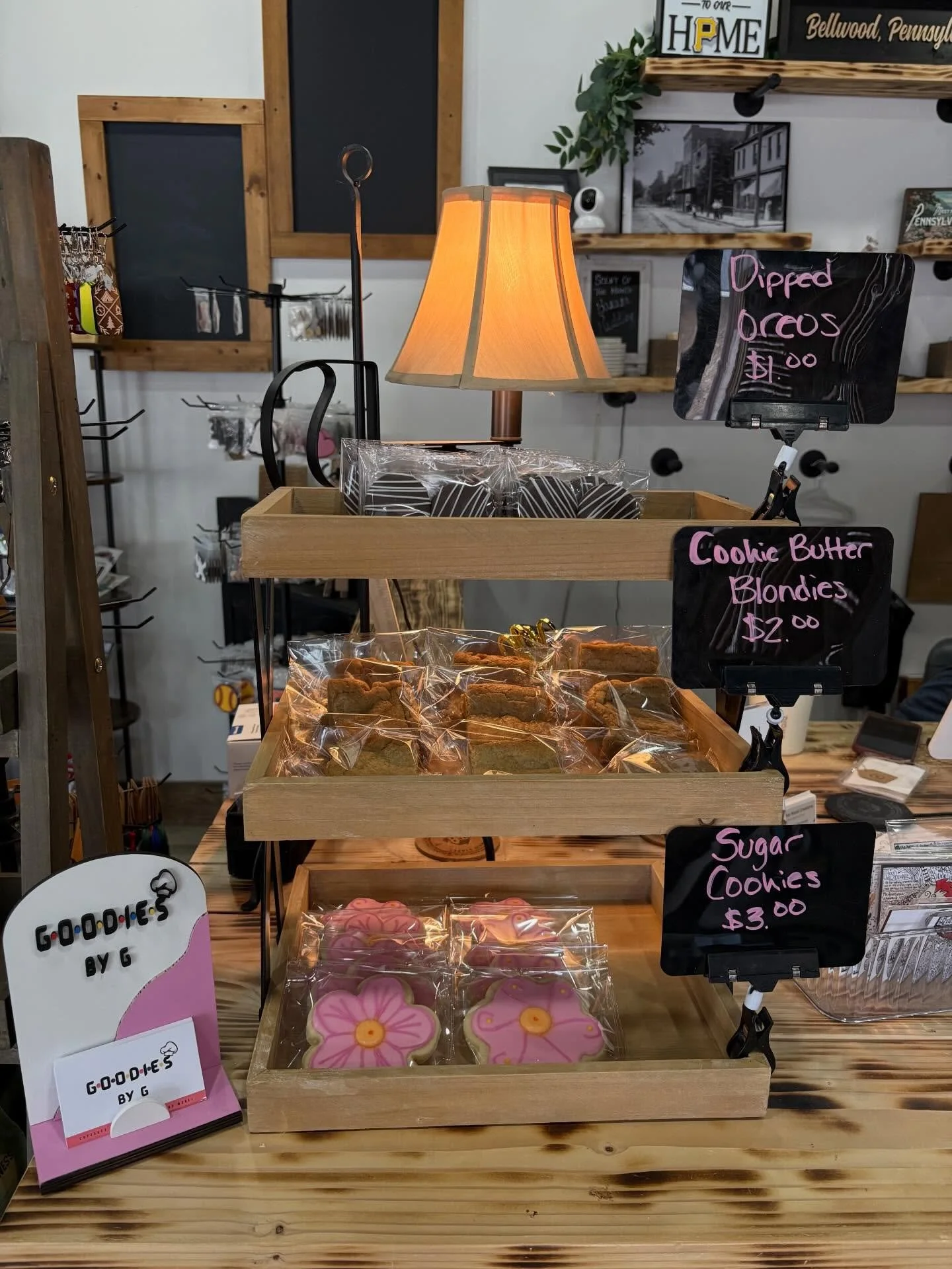 Happy Tuesday! Stop in this week @mainstreetmercantileba and grab a sweet treat!🍫🤍
