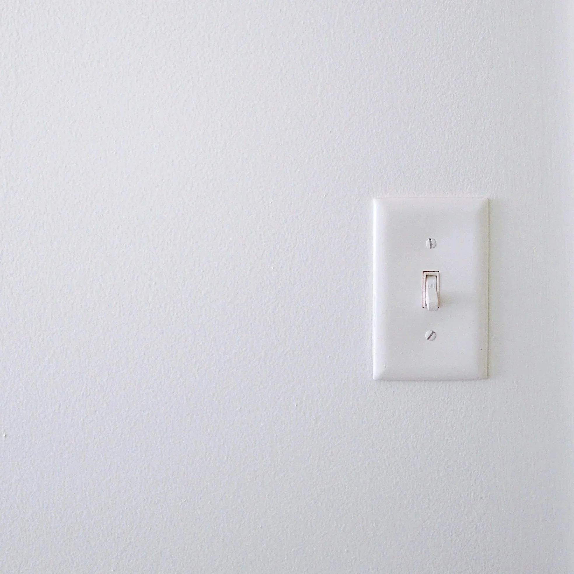 When to Replace a Light Switch in Your Virginia Beach Home