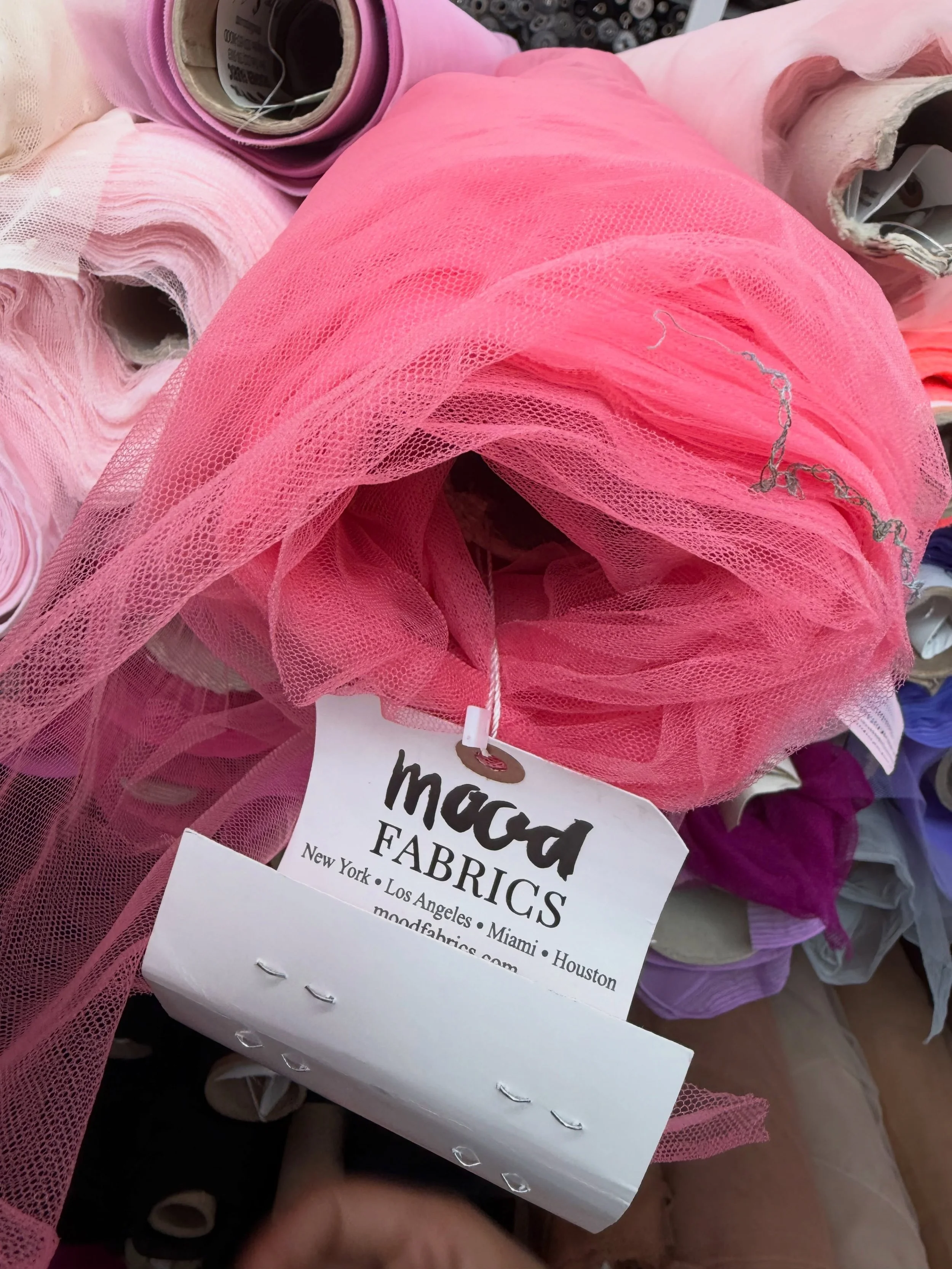 What a difference a little fabric can make&hellip;with two creative minds. 🌸 

When a client sent a photo of a dress one of her daughters bought for her high school graduation, she asked if a little placket - hopefully in pink - could be added to ma