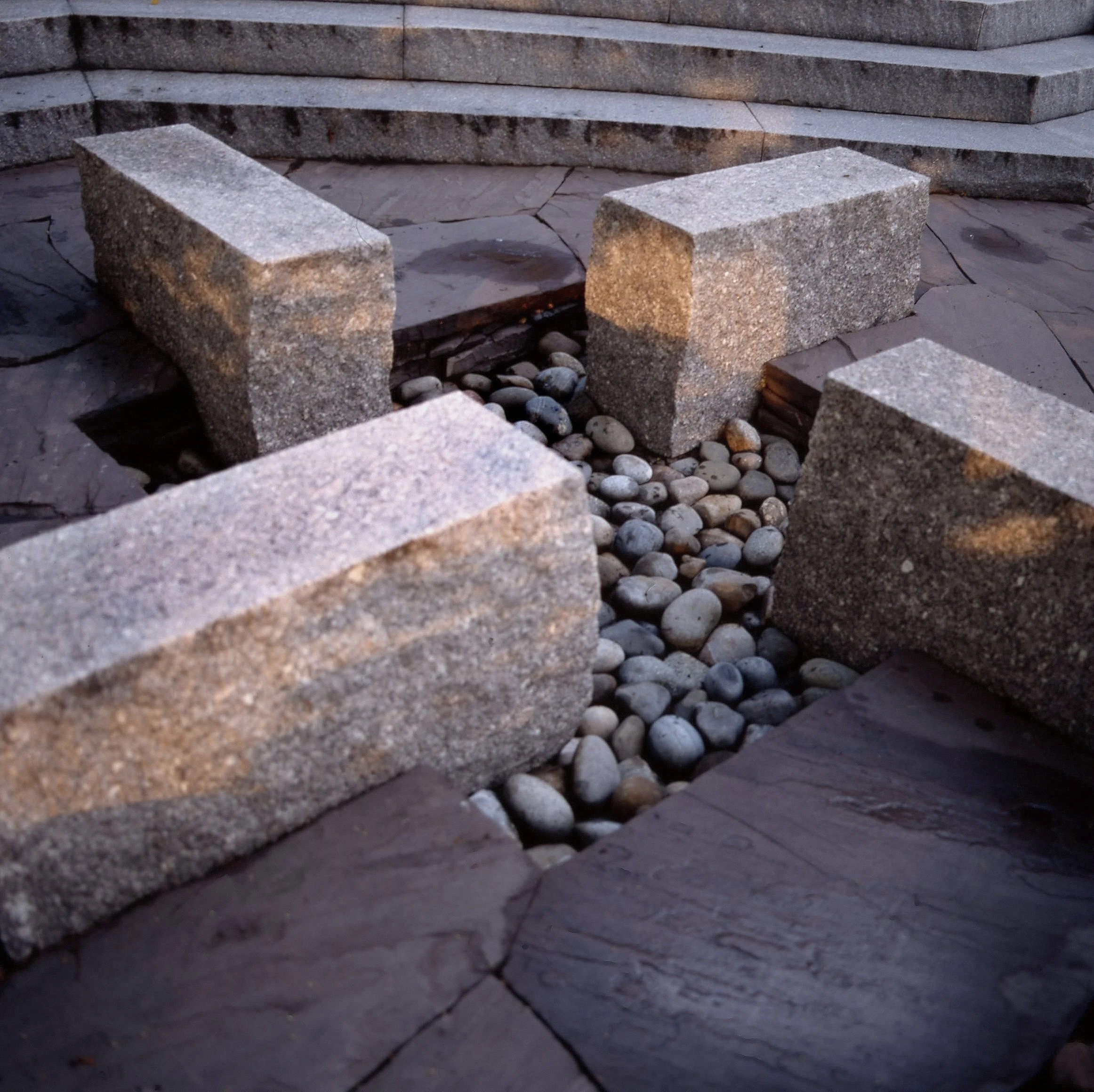 8-Bergh Fire Pit _7MB.jpg